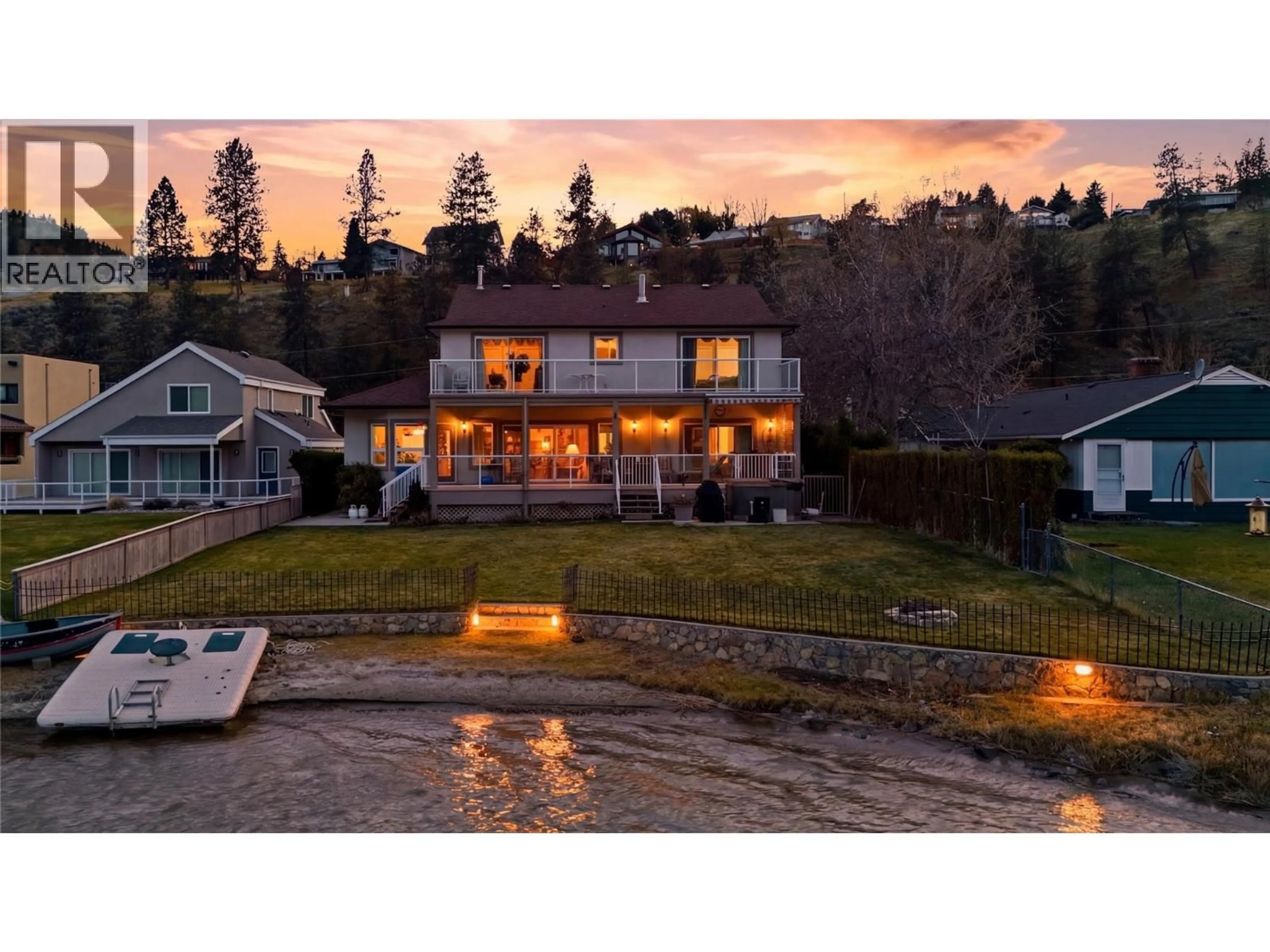A pic from outside/outdoor area/front of a property/back of a property/a pic from drone, water/lake/river/ocean view for 192 ALDER AVENUE, Kaleden British Columbia V0H1K0