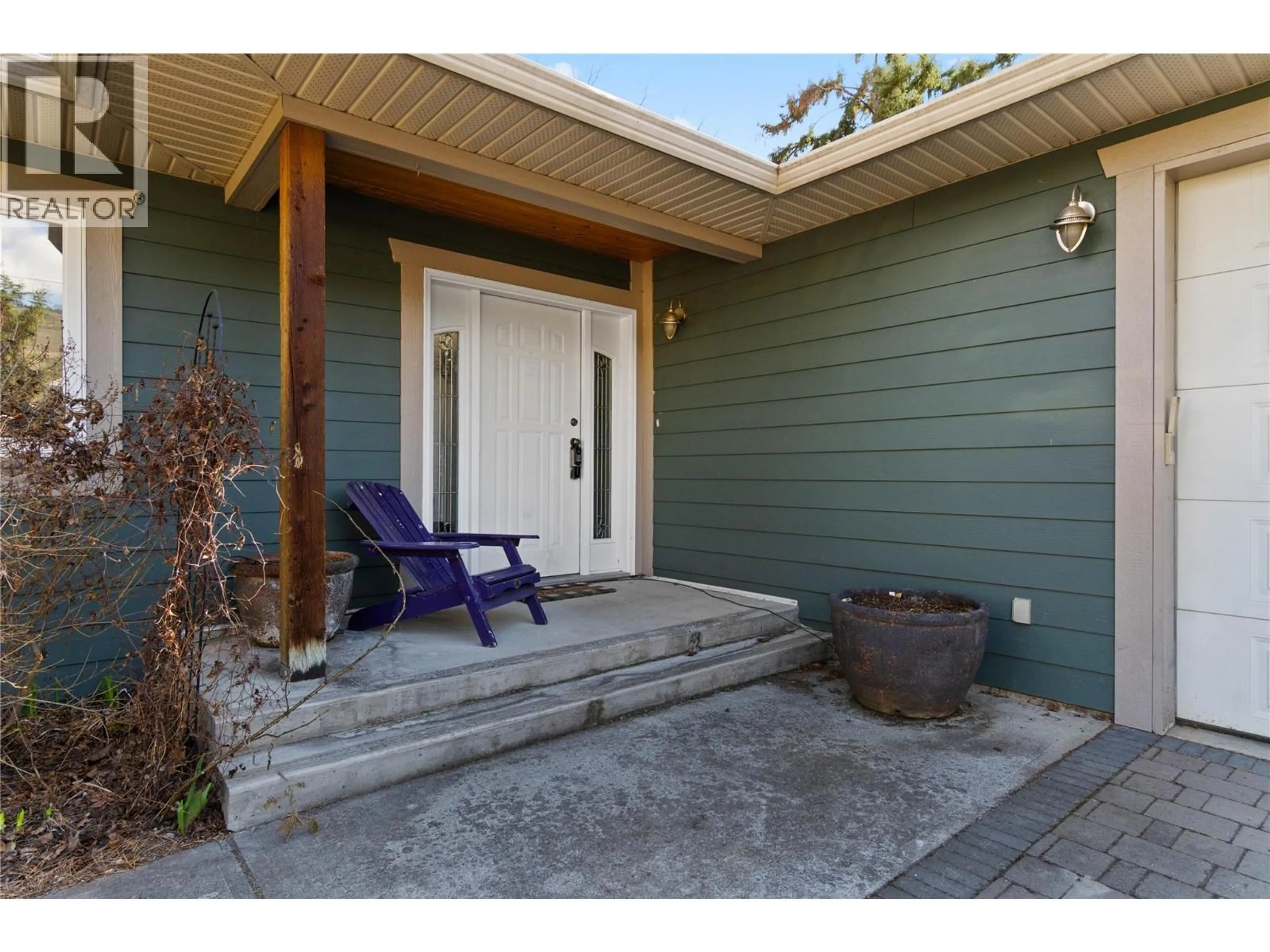 Indoor entryway for 631 SETTLEMENT ROAD, Kamloops British Columbia V2B6J1