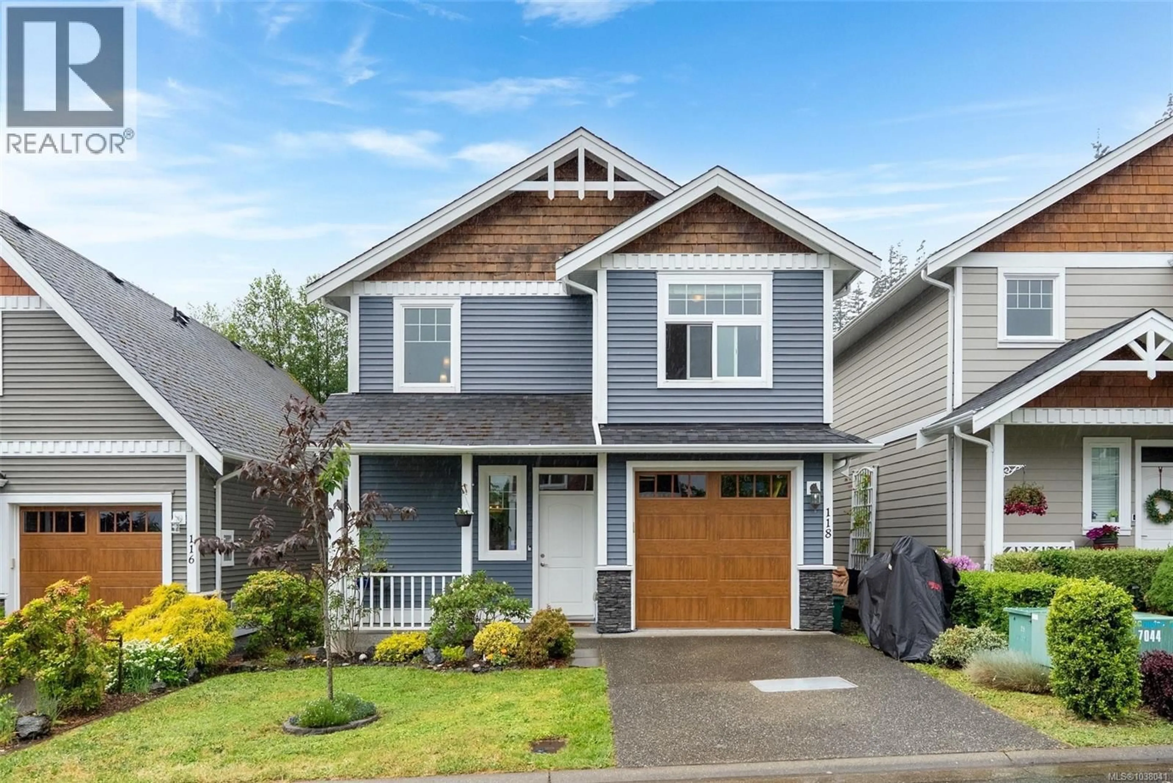 Home with vinyl exterior material, street for 118 - 2260 MAPLE AVENUE NORTH, Sooke British Columbia V9Z1J7