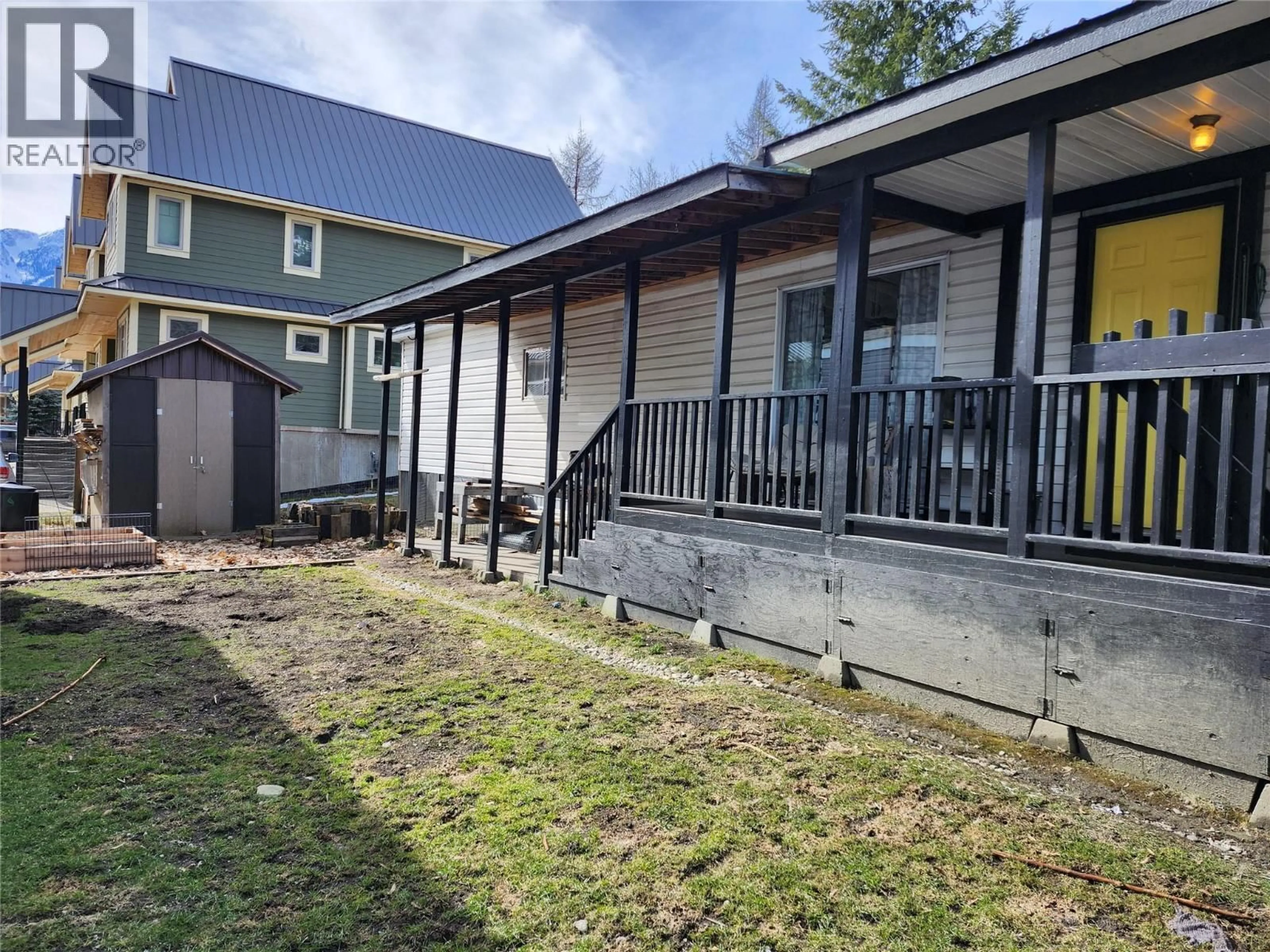 Unknown for 5 - 606 EDWARD STREET EAST, Revelstoke British Columbia V0E2S0