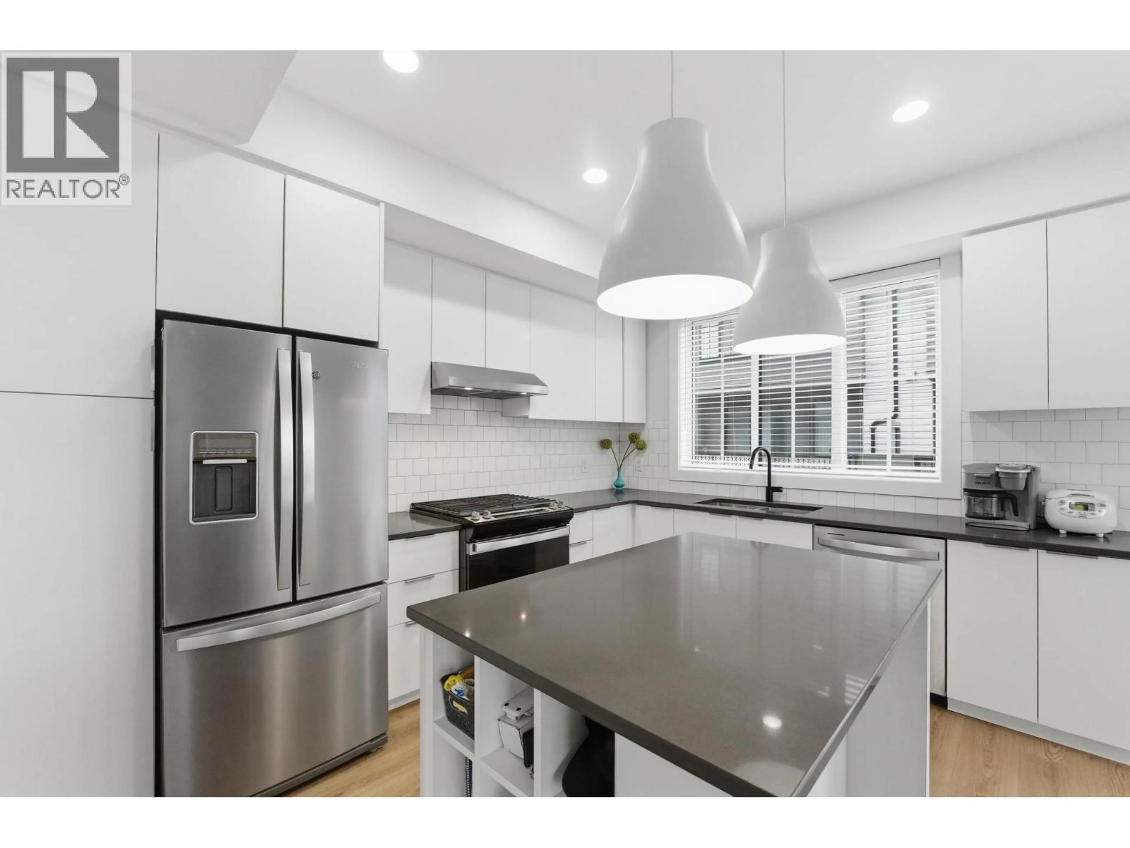 Open concept kitchen, unknown for 19 - 307 GLEN PARK DRIVE, Kelowna British Columbia V1V0H1