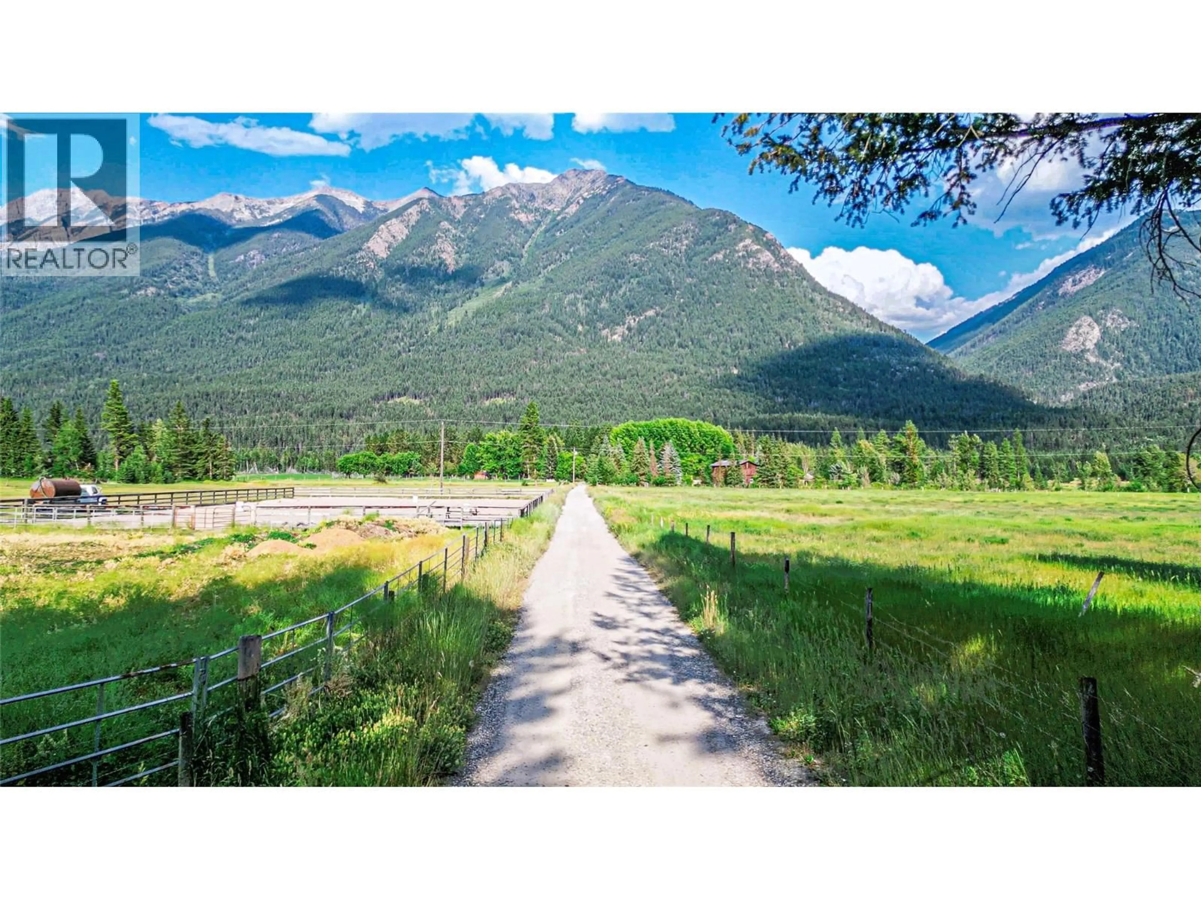 Unknown for 3560 ISLAND POND ROAD, Skookumchuck British Columbia V0B2E0