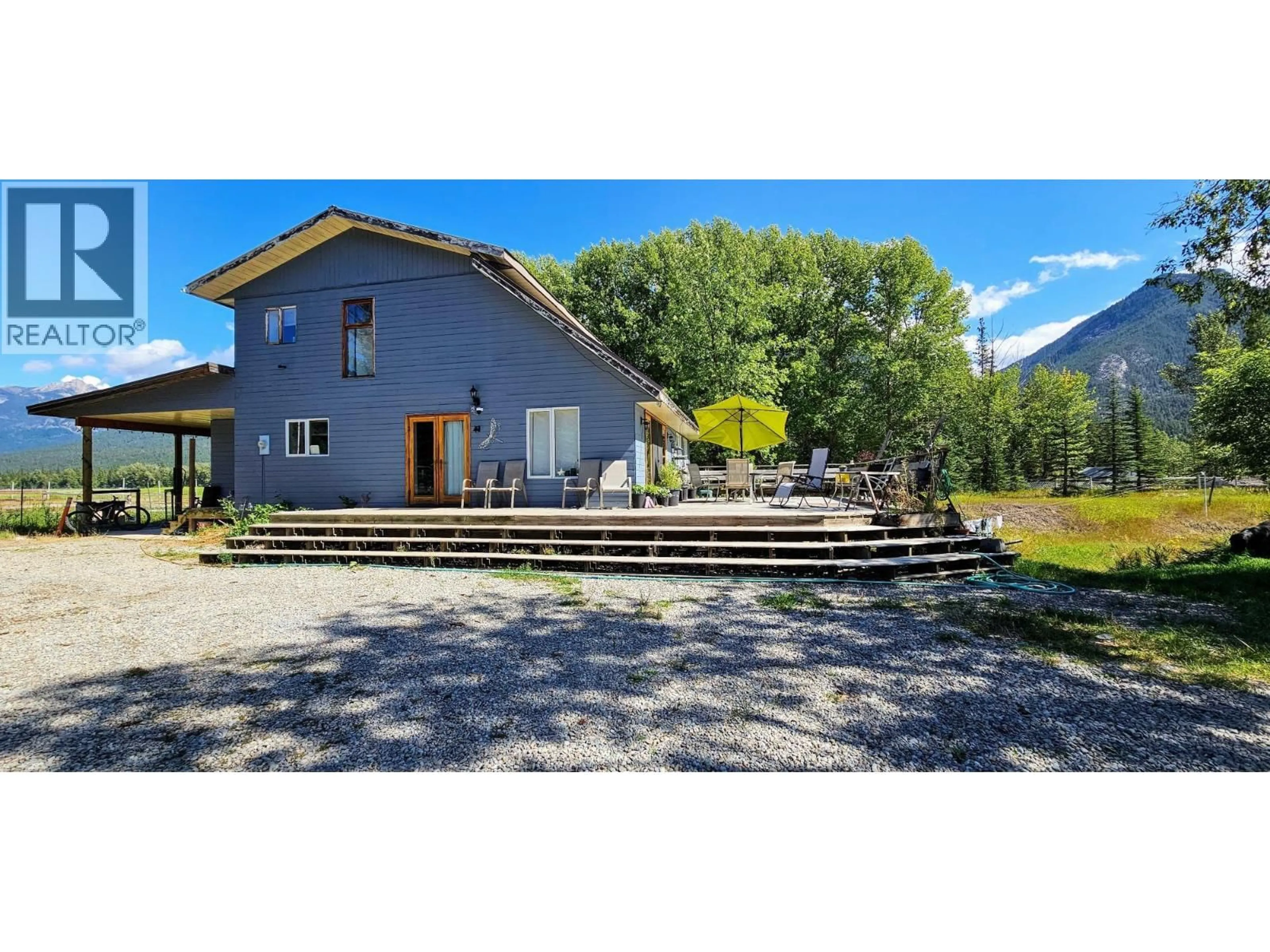 A pic from outside/outdoor area/front of a property/back of a property/a pic from drone, mountain view for 3560 ISLAND POND ROAD, Skookumchuck British Columbia V0B2E0