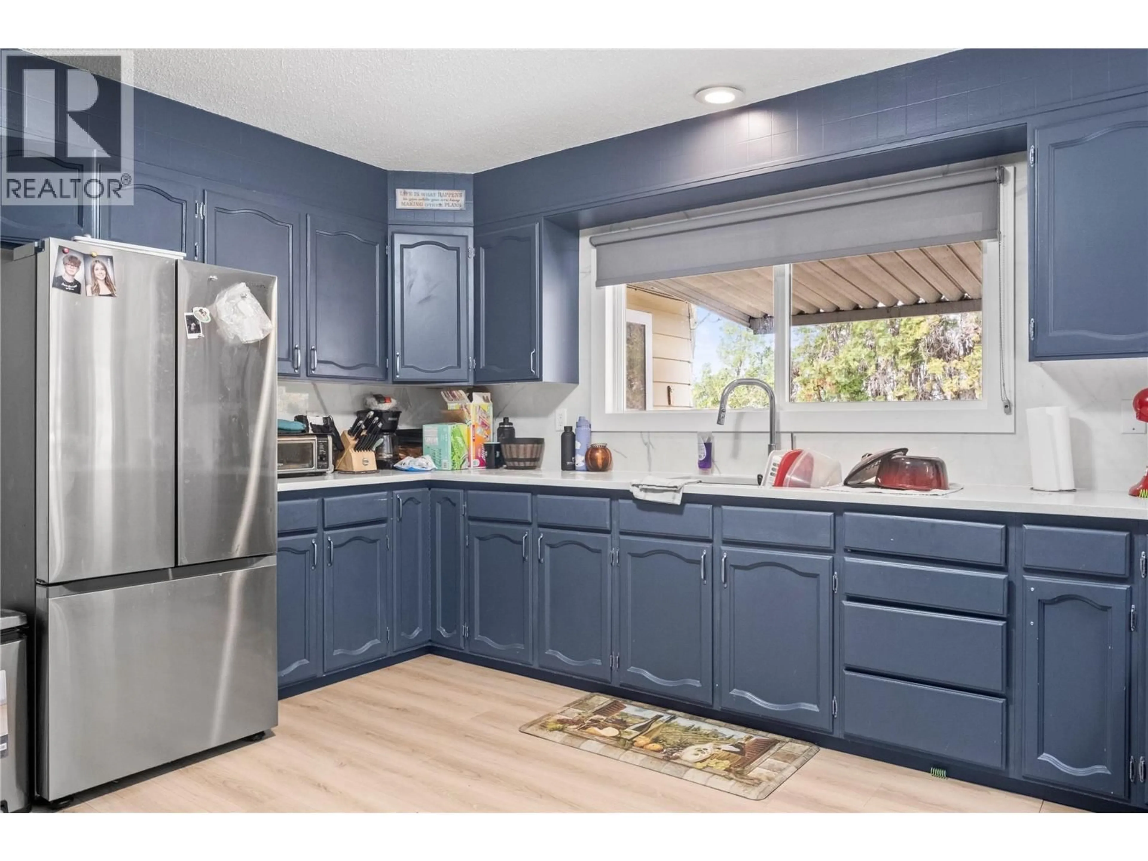 Open concept kitchen, unknown for 6699 SCOTT ROAD, Vernon British Columbia V1H1N4