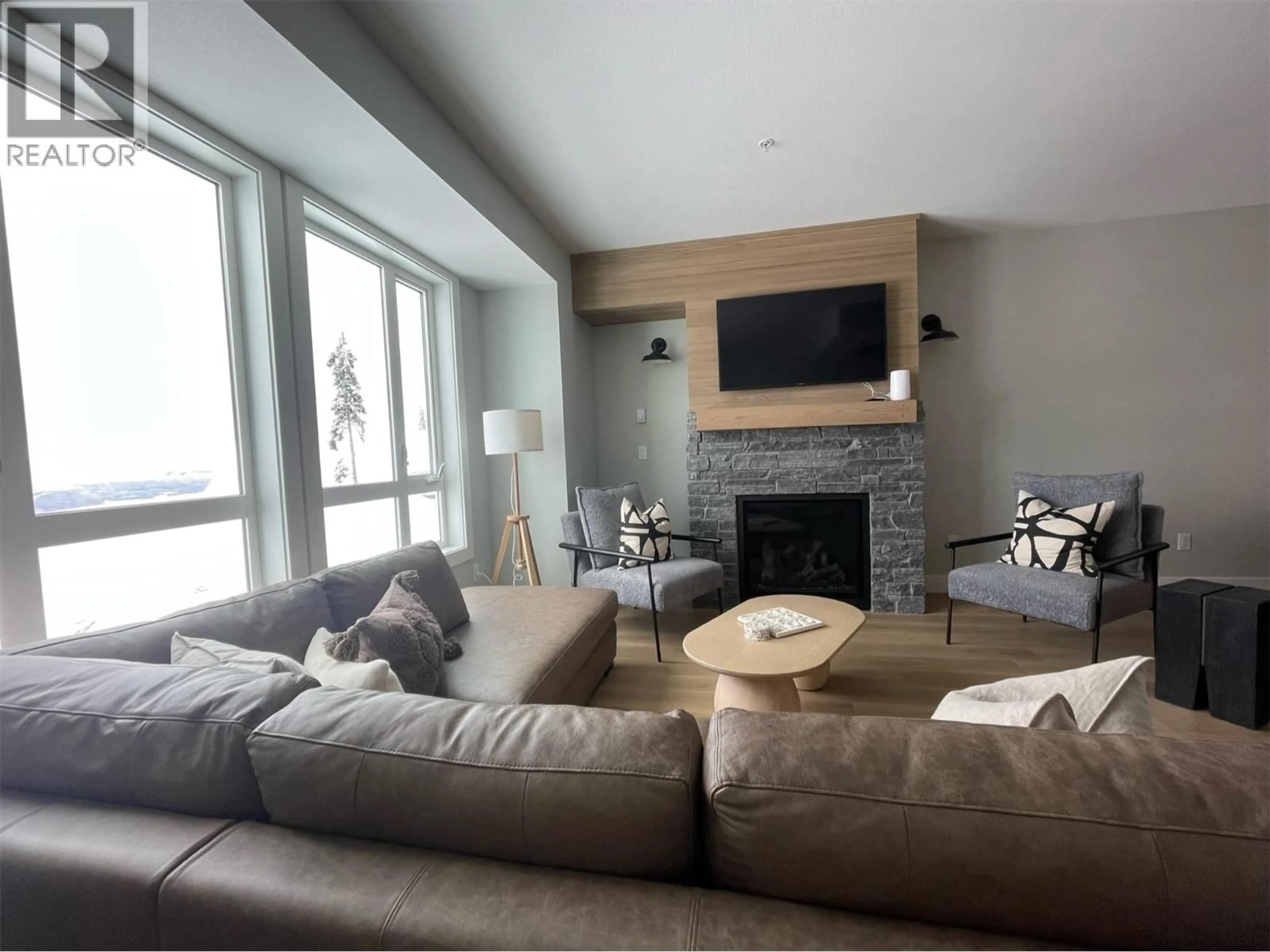 Living room with furniture, unknown for 14 - 120 GRIZZLY RIDGE TRAIL, Big White British Columbia V1P1T4