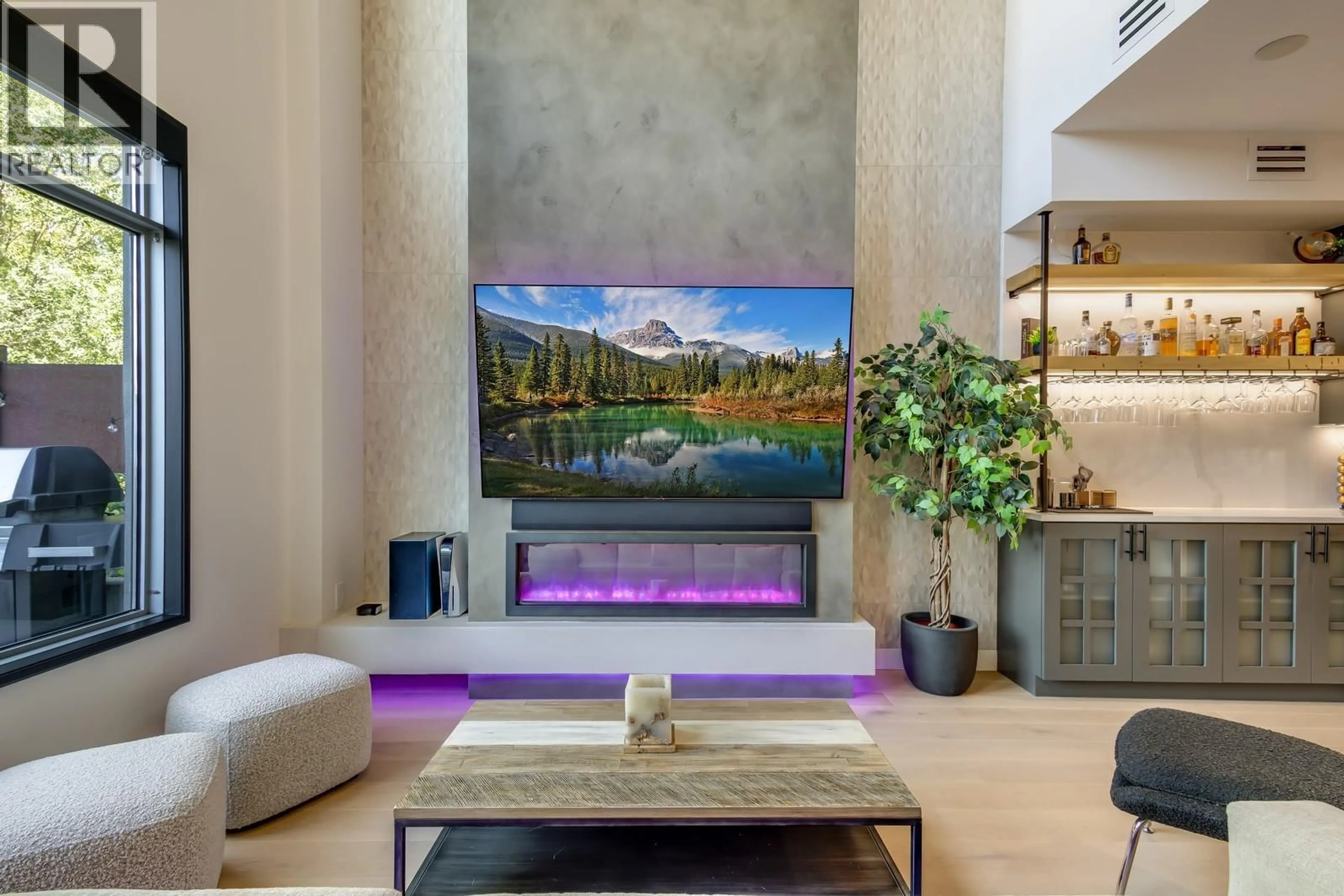 Home theater for 124 - 1495 GRAHAM STREET, Kelowna British Columbia V1Y3B2