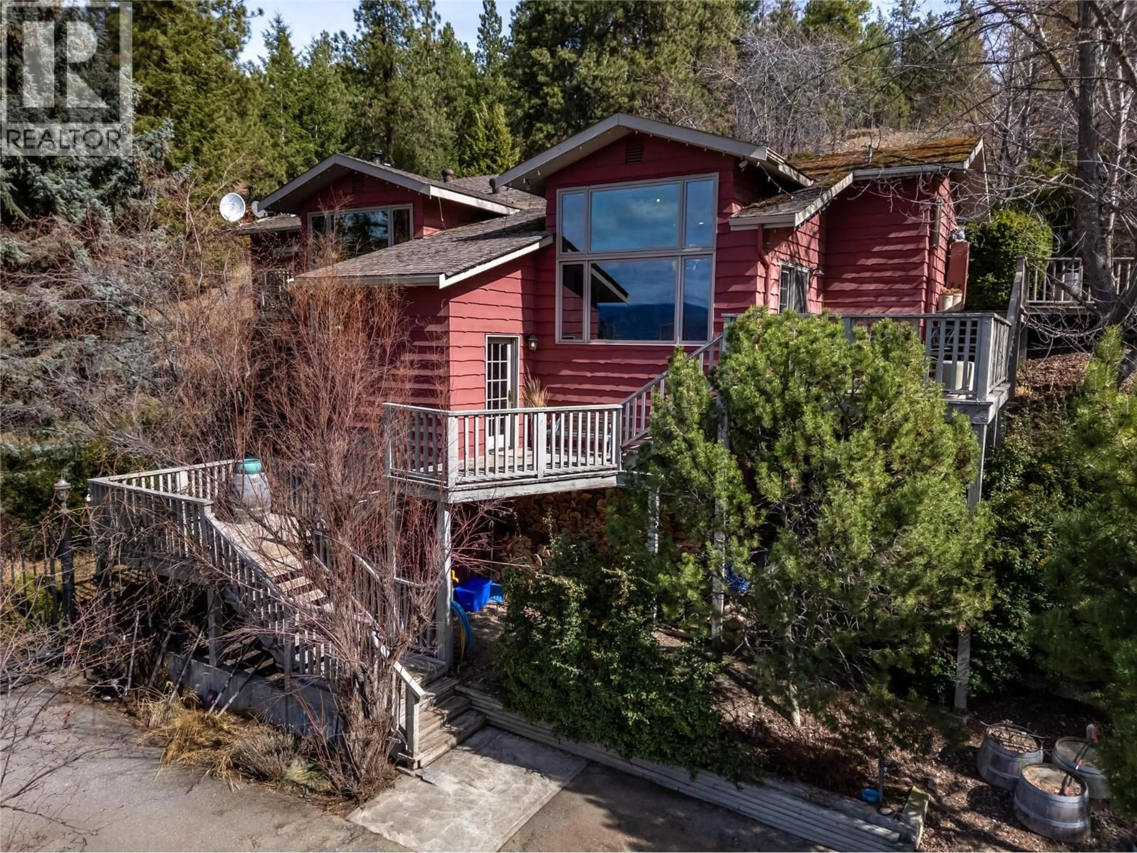 A pic from outside/outdoor area/front of a property/back of a property/a pic from drone, unknown for 1910 SUTHERLAND ROAD, Penticton British Columbia V2A8T8