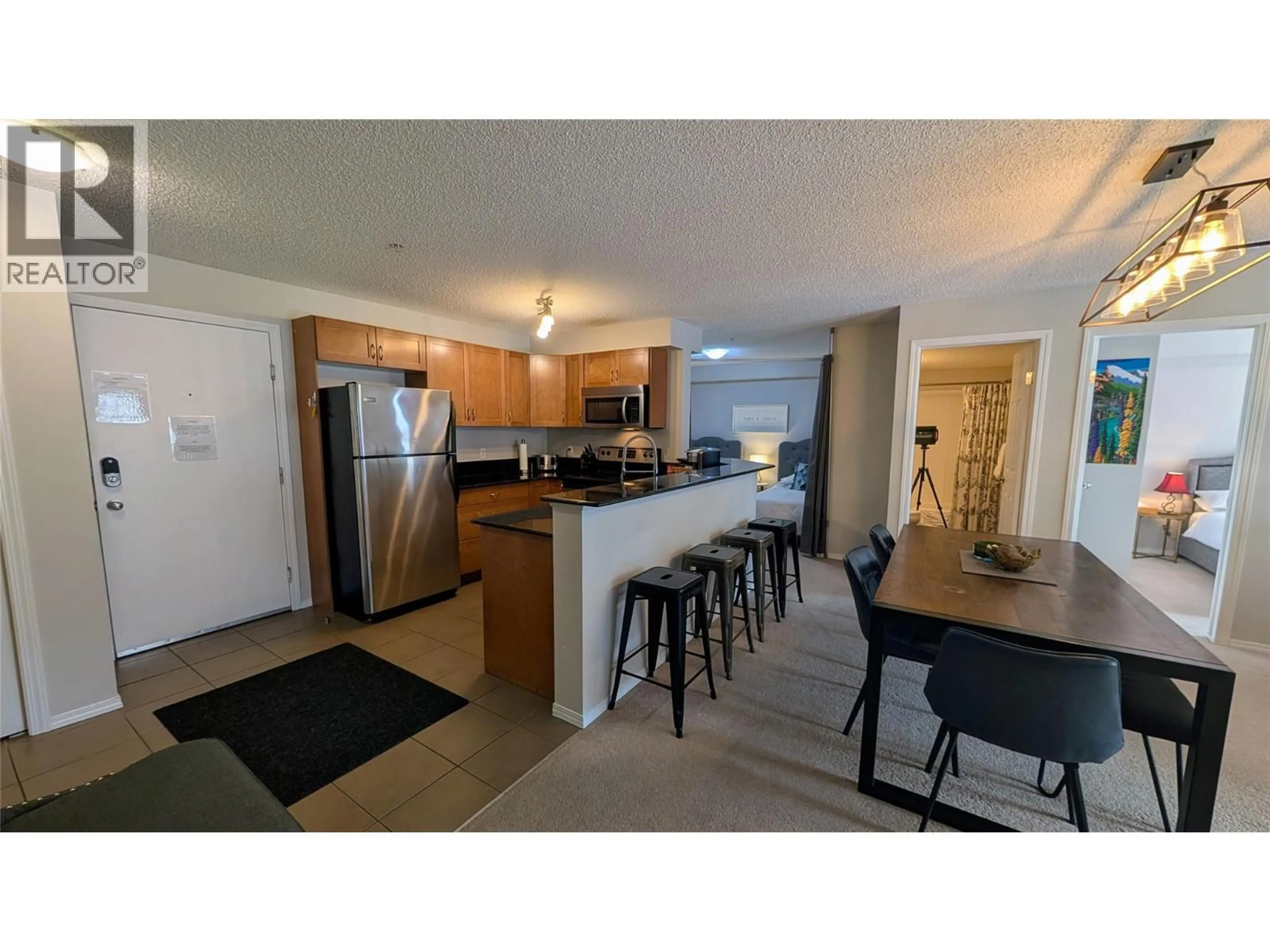 Open concept kitchen, unknown for 3307 - 205 THIRD AVENUE, Invermere British Columbia V0A1K0