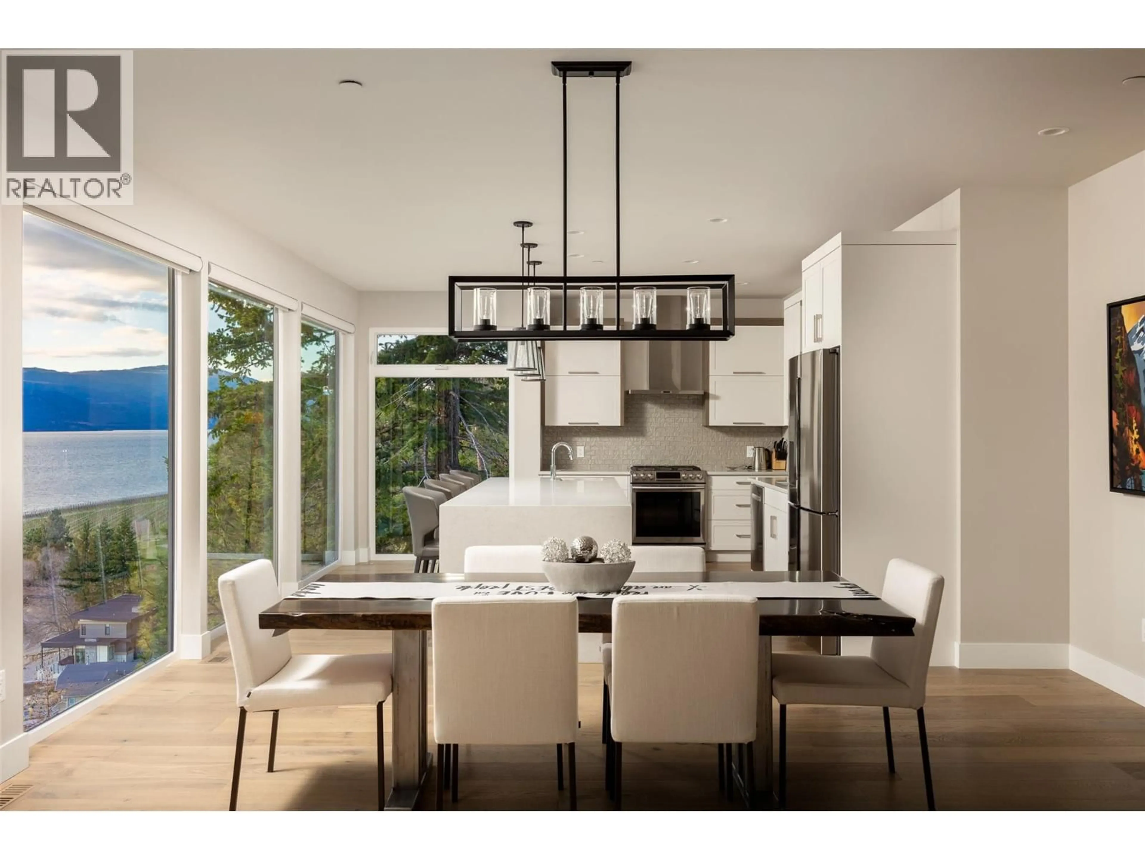 Open concept kitchen, unknown for 1528 MARBLE LEDGE DRIVE, Lake Country British Columbia V4V2T4