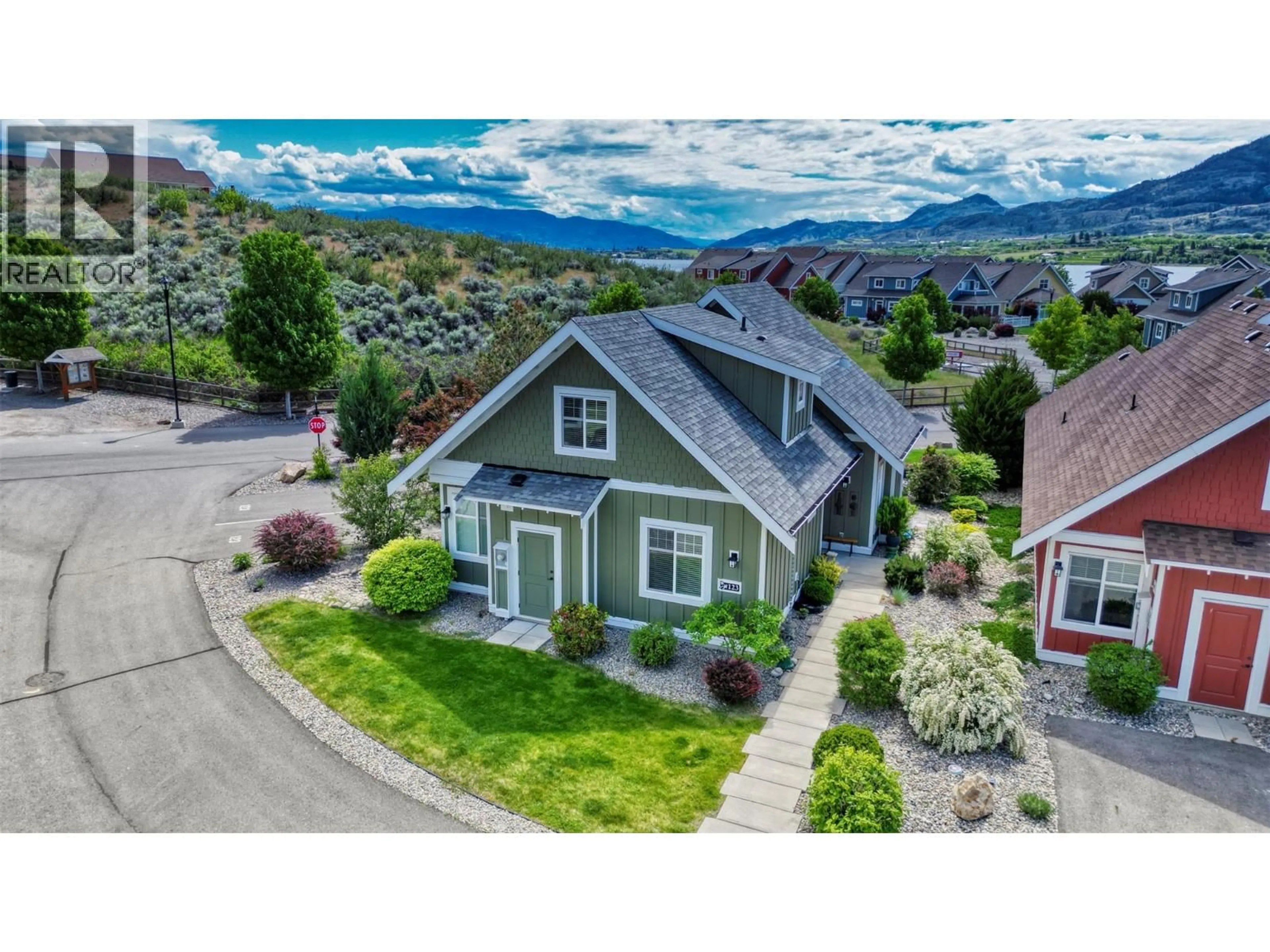 A pic from outside/outdoor area/front of a property/back of a property/a pic from drone, mountain view for 123 - 2450 RADIO TOWER ROAD, Oliver British Columbia V0H1T1