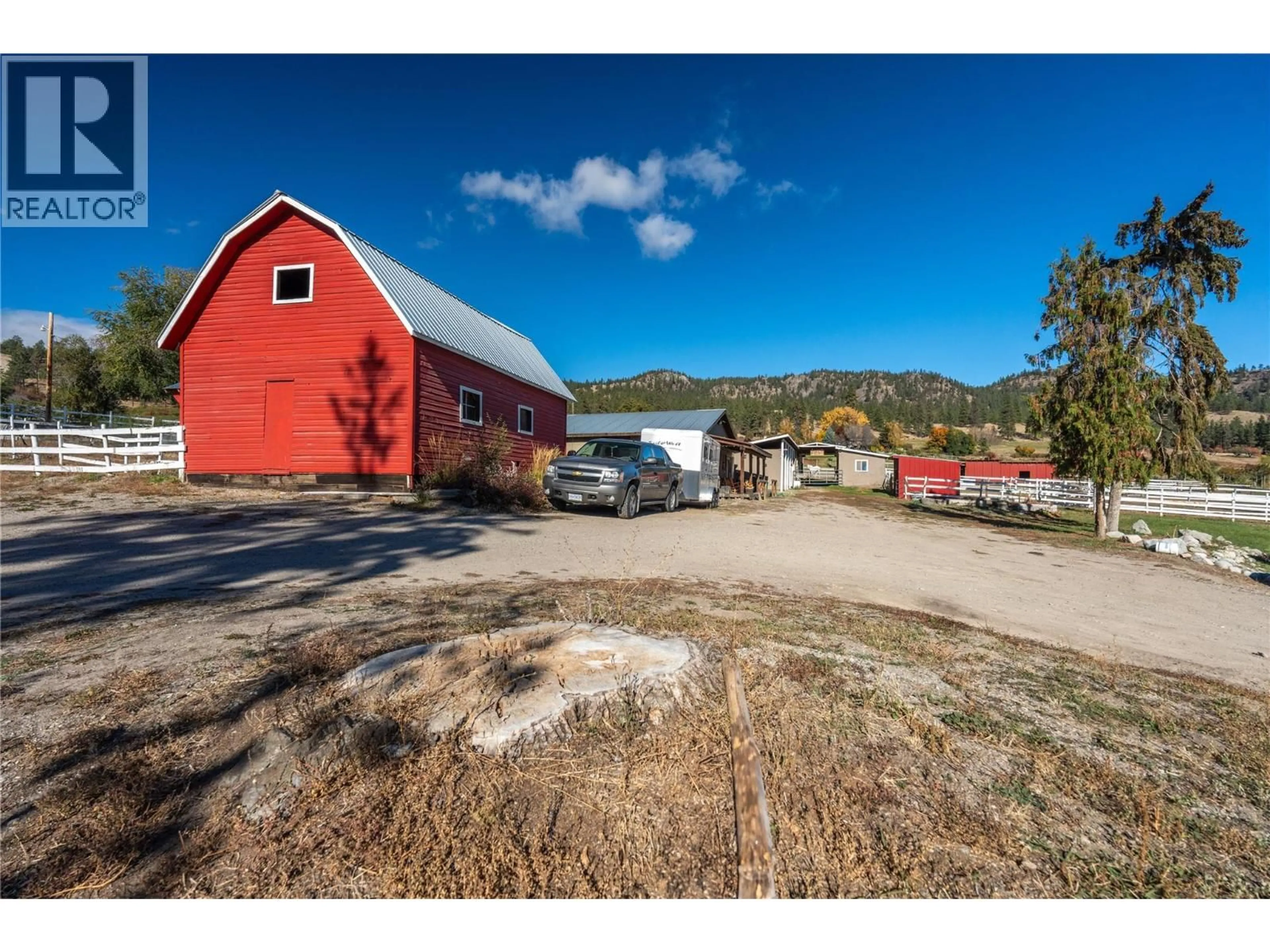 A pic from outside/outdoor area/front of a property/back of a property/a pic from drone, mountain view for 15902 PRAIRIE VALLEY ROAD, Summerland British Columbia V0H1Z0