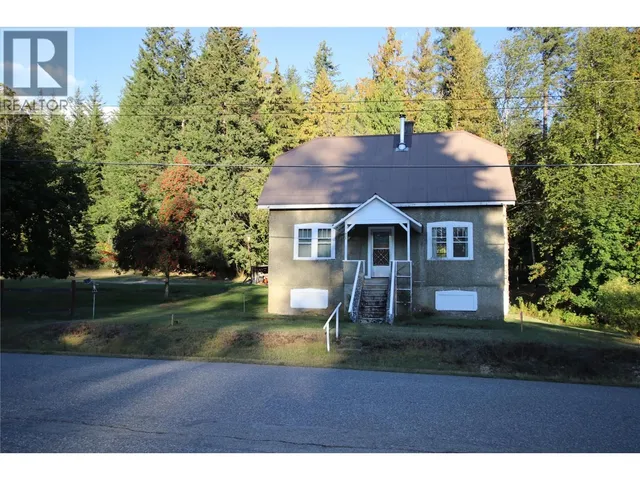 431 ALEXANDER ROAD, Nakusp 2