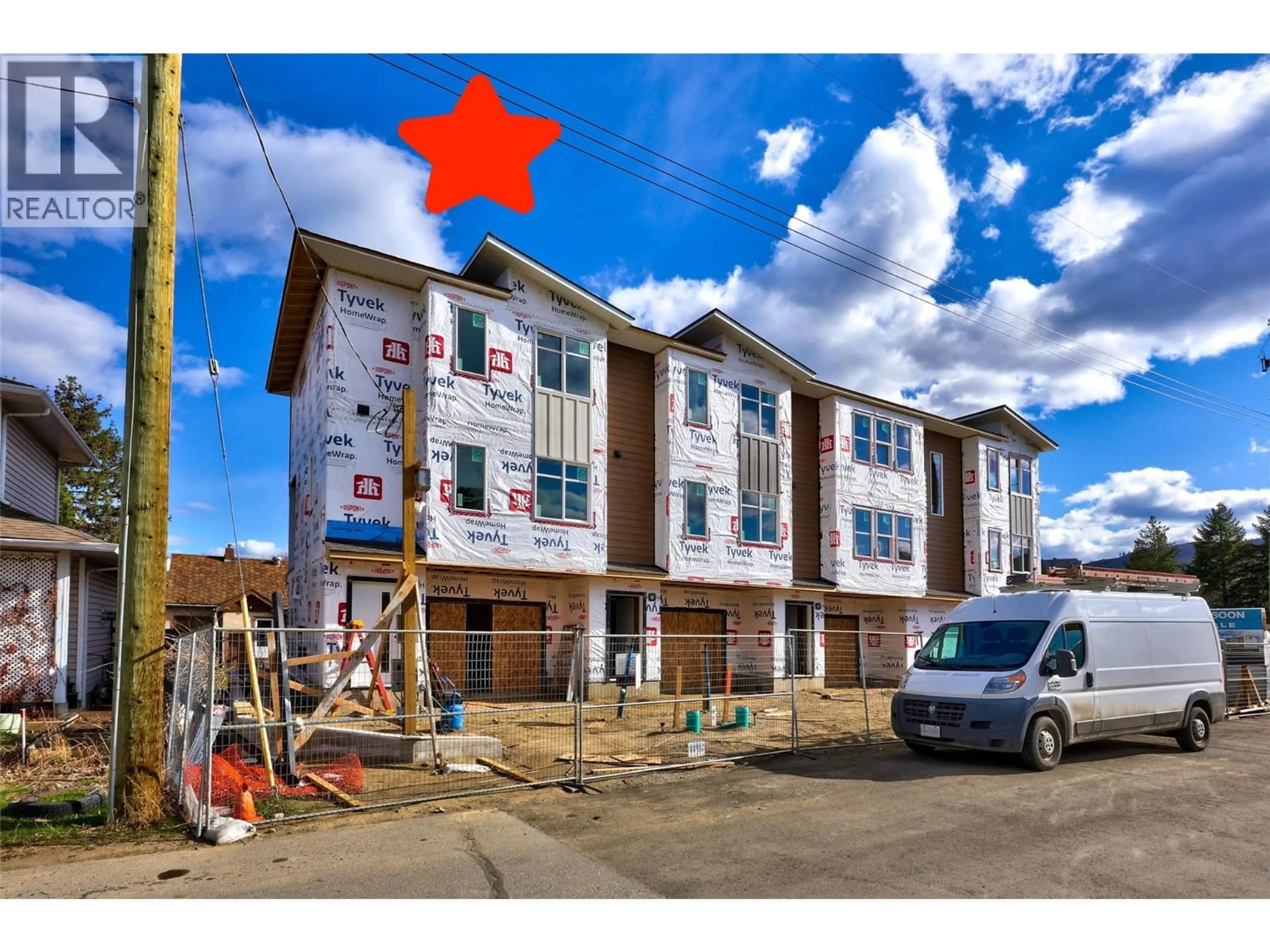 Home with vinyl exterior material, building for 149 PARK STREET, Kamloops British Columbia V2B4A7