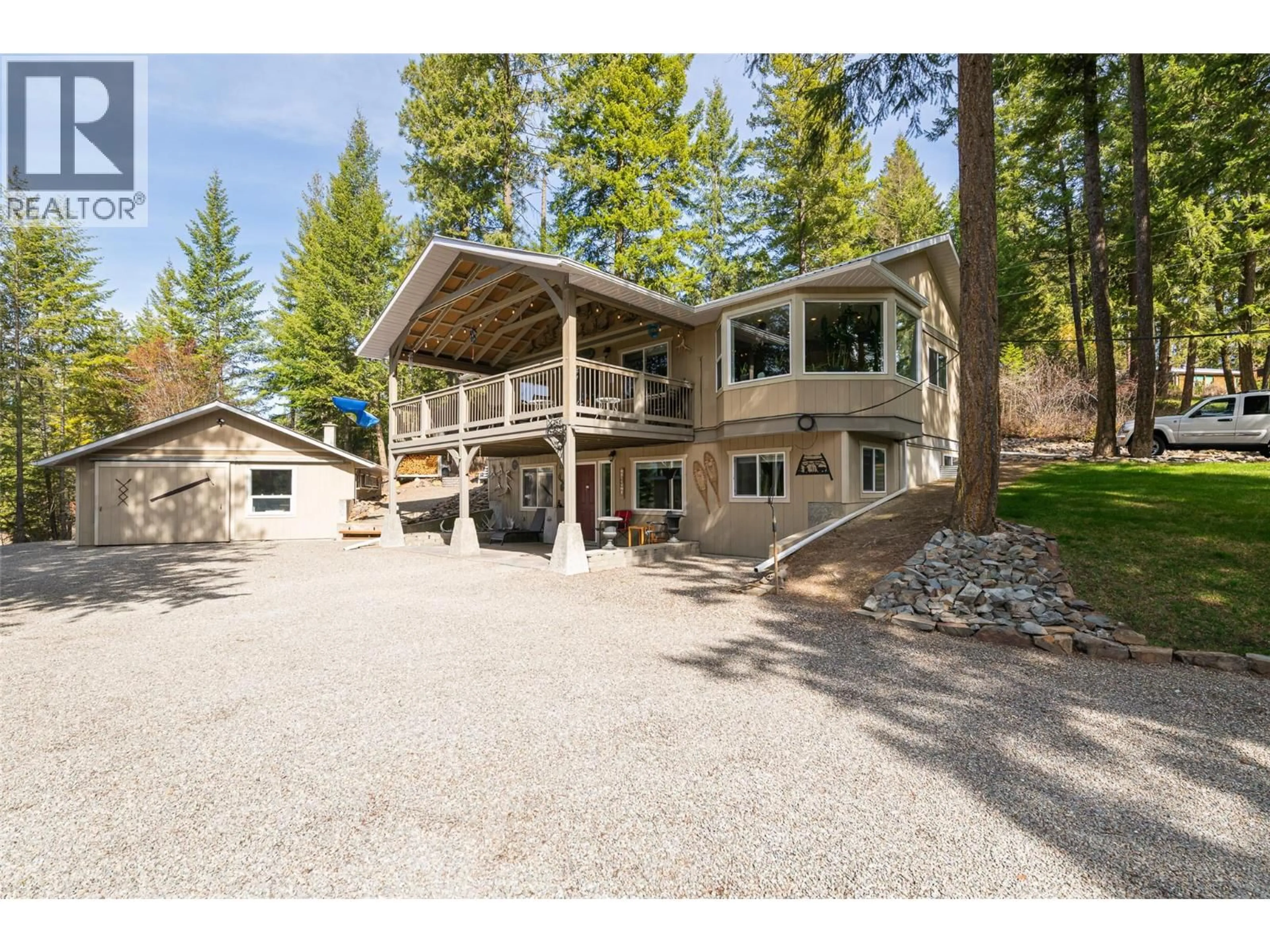 A pic from outside/outdoor area/front of a property/back of a property/a pic from drone, unknown for 1988 PORTHILL ROAD, Lister British Columbia V0B1G2
