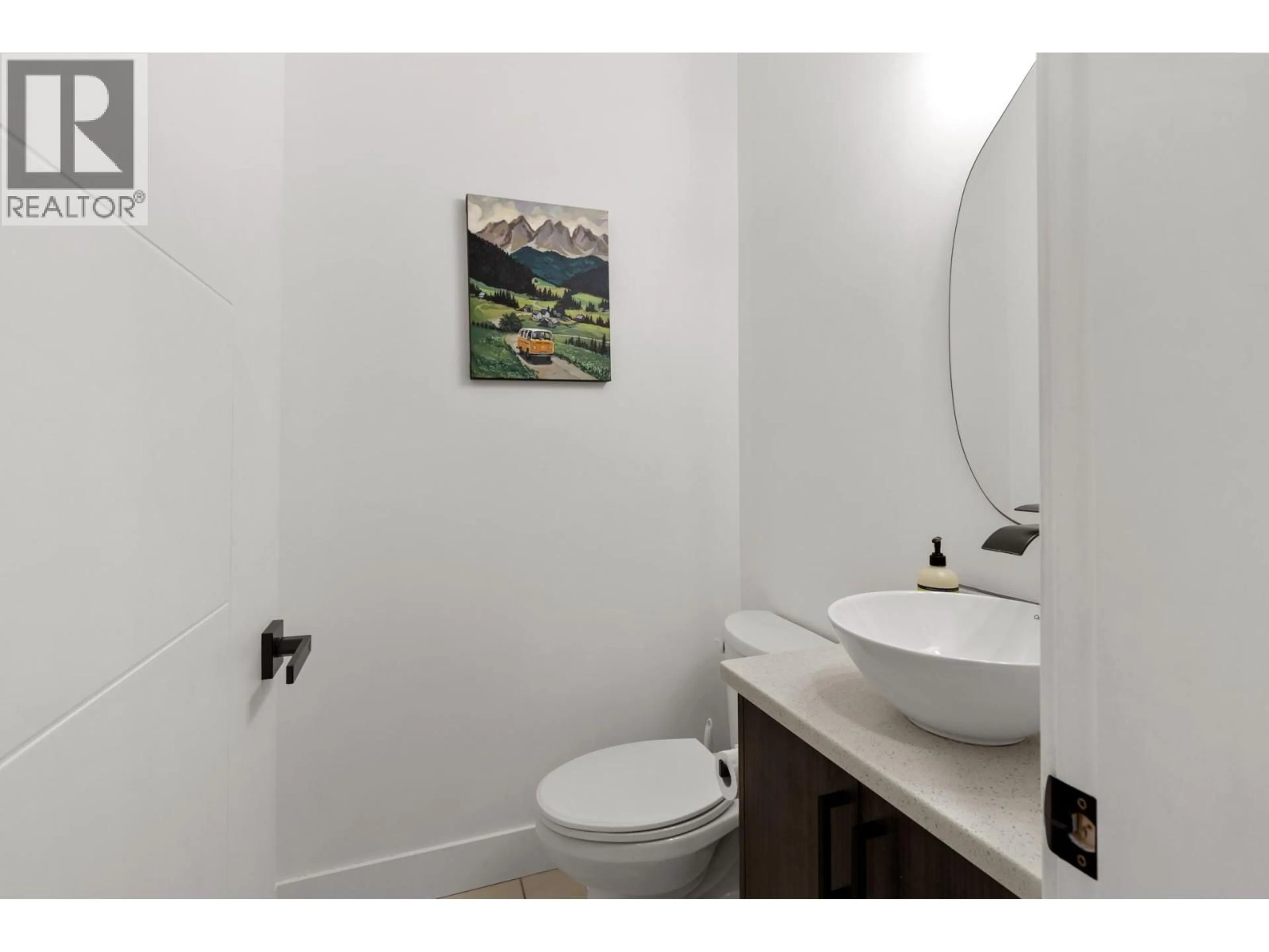 Standard bathroom, ceramic/tile floor for 47 - 300 DRYSDALE BOULEVARD, Kelowna British Columbia V1V1P5