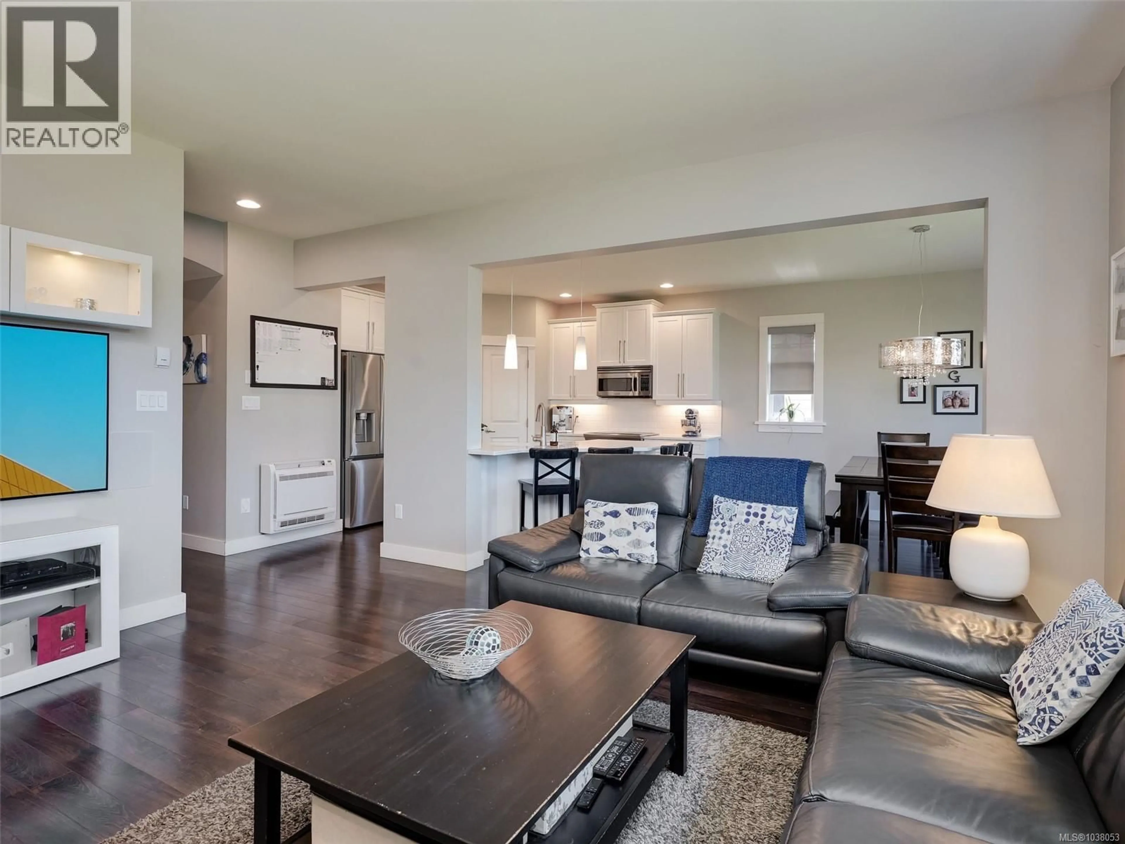 Living room with furniture, unknown for 4086 COPPERRIDGE LANE, Saanich British Columbia V8Z0B2