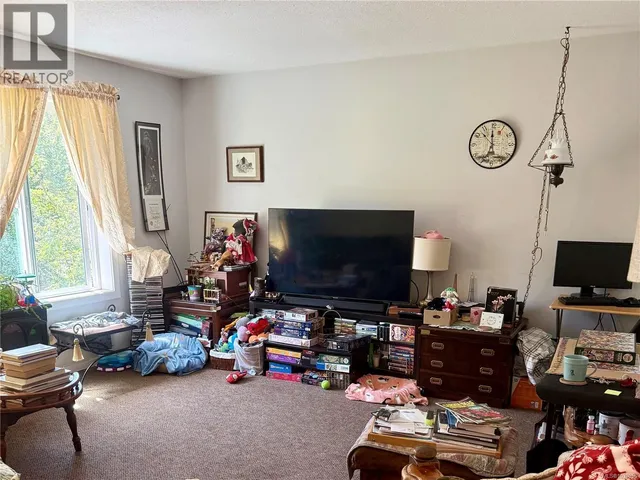 4643 GAIL CRESCENT, Courtenay 4