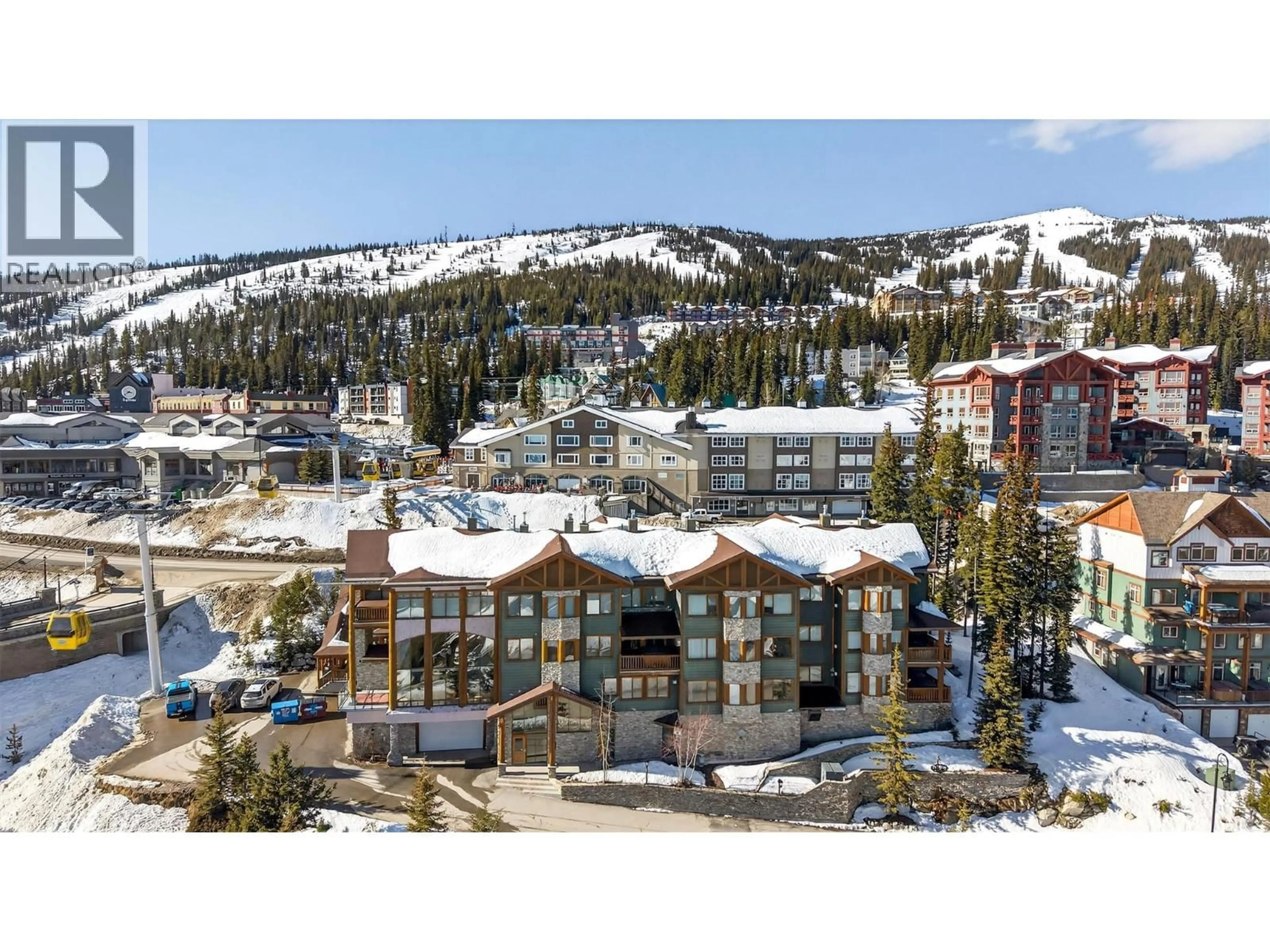 A pic from outside/outdoor area/front of a property/back of a property/a pic from drone, mountain view for 201 - 295 RAVEN RIDGE ROAD, Big White British Columbia V1X4X5