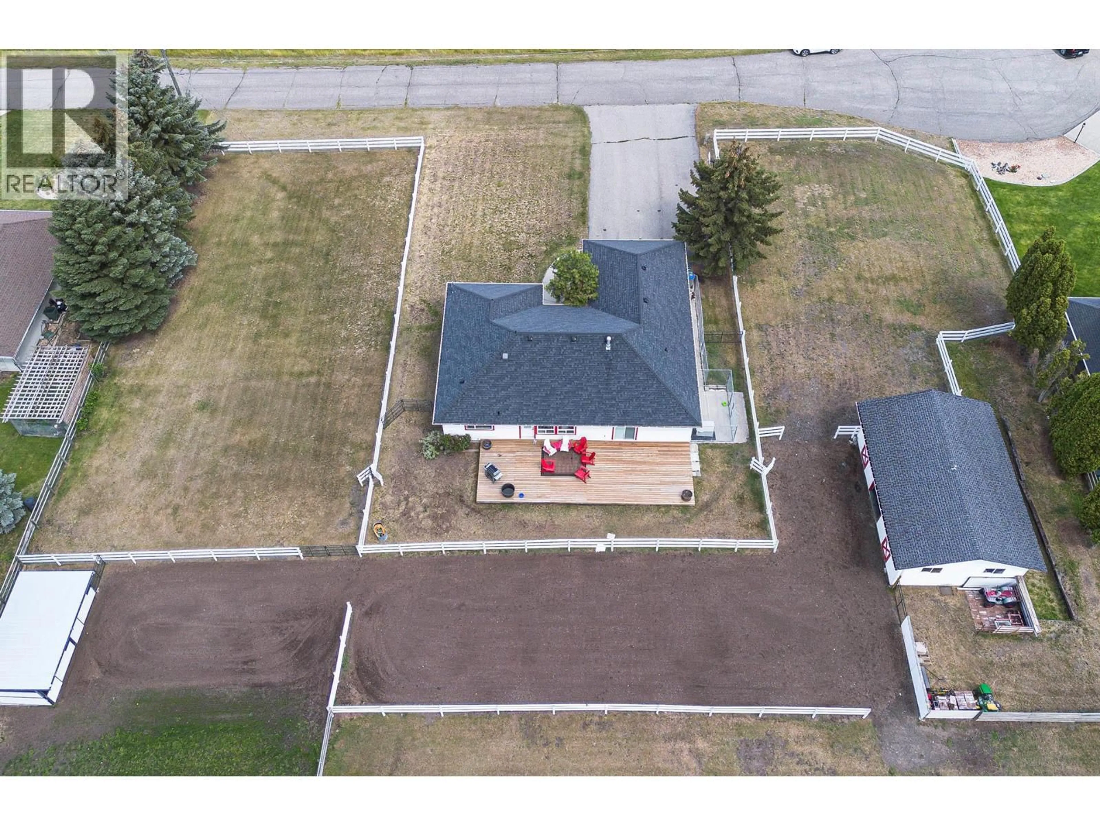 A pic from outside/outdoor area/front of a property/back of a property/a pic from drone, street for 2740 SIMMS PLACE, Kamloops British Columbia V0E2A0