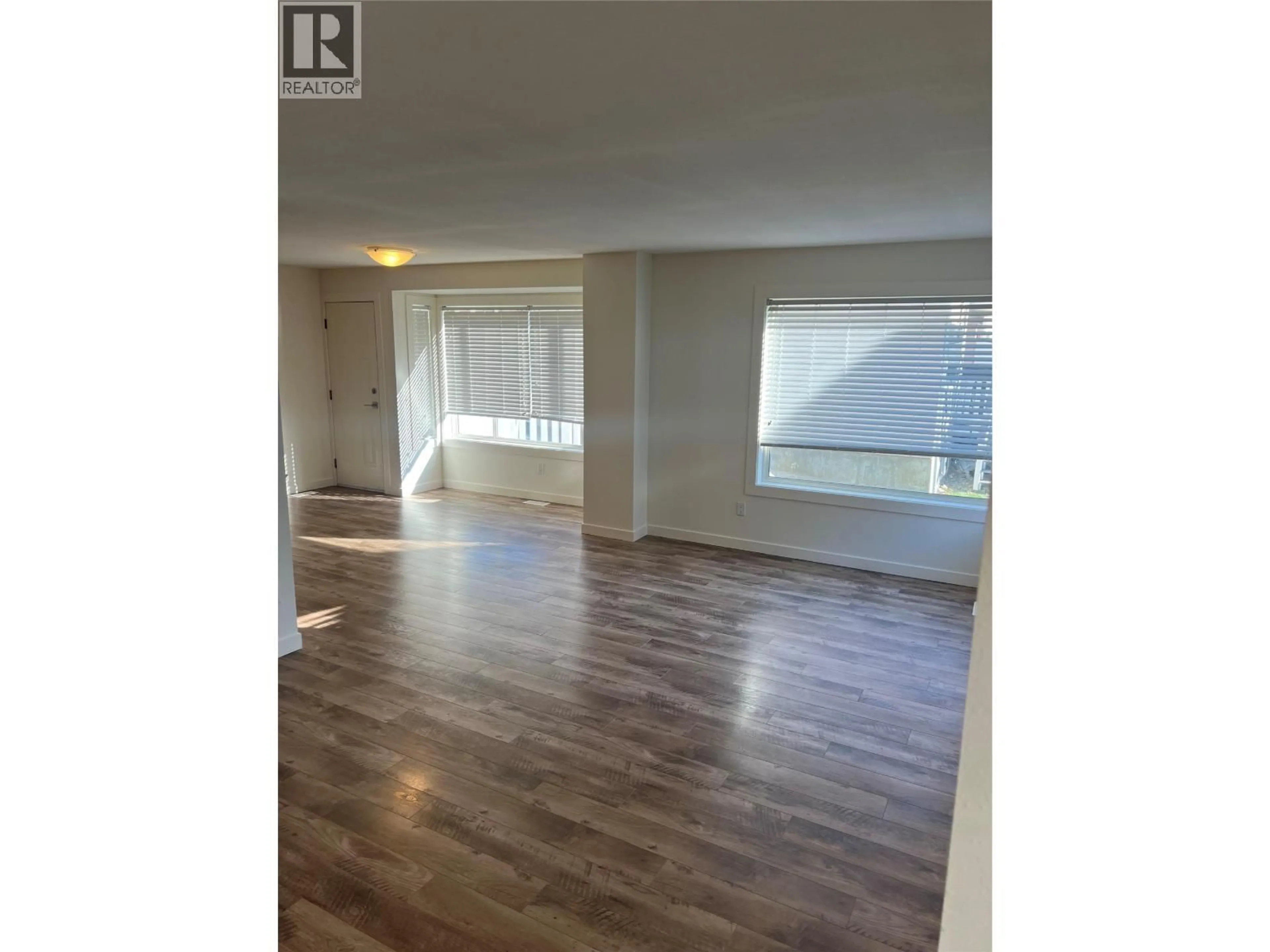 A pic of a room for 161 - 1458 PENTICTON AVENUE, Penticton British Columbia V2A8L3