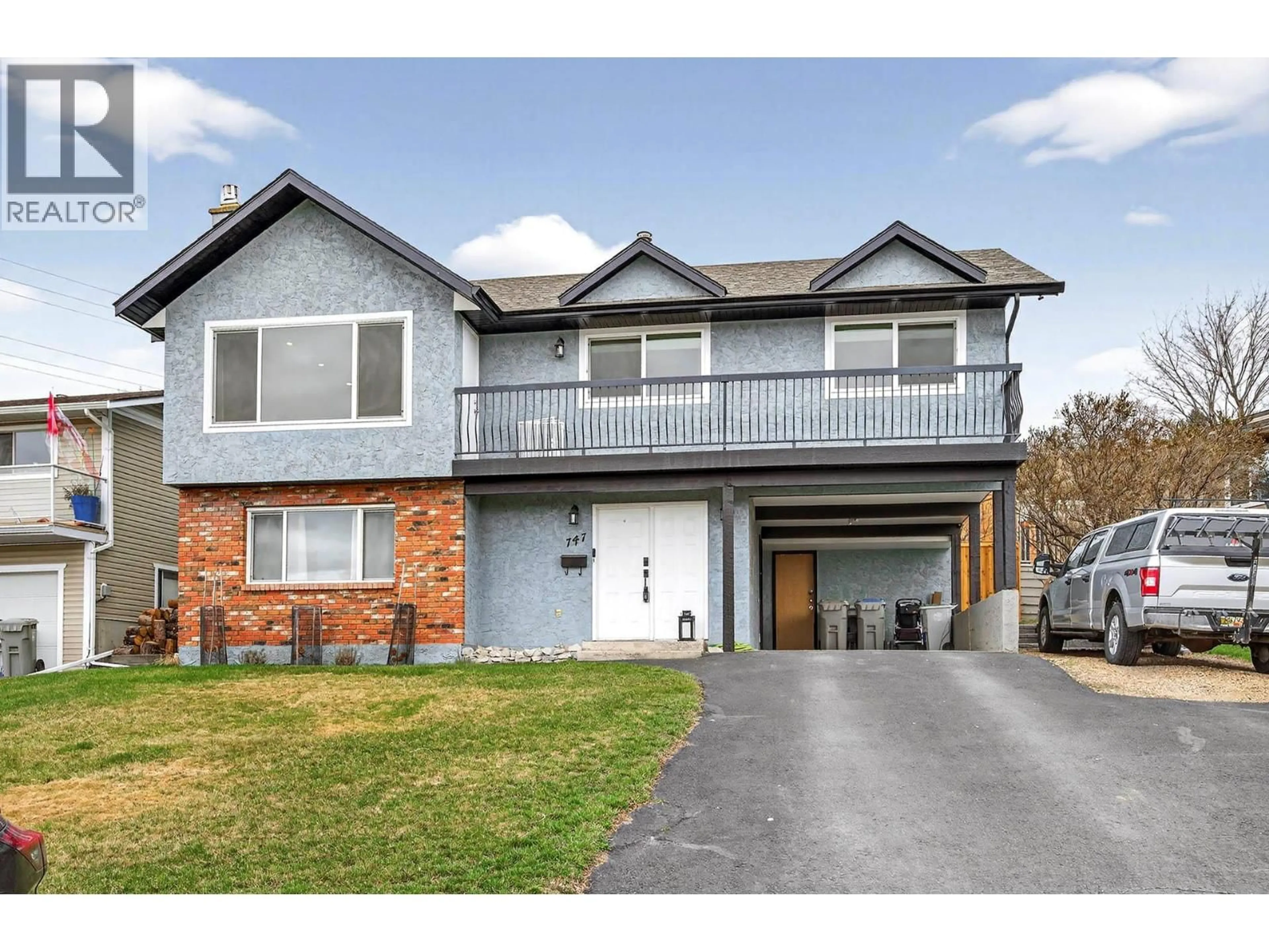 Home with vinyl exterior material, street for 747 CHAPARRAL PLACE, Kamloops British Columbia V2C5Y3