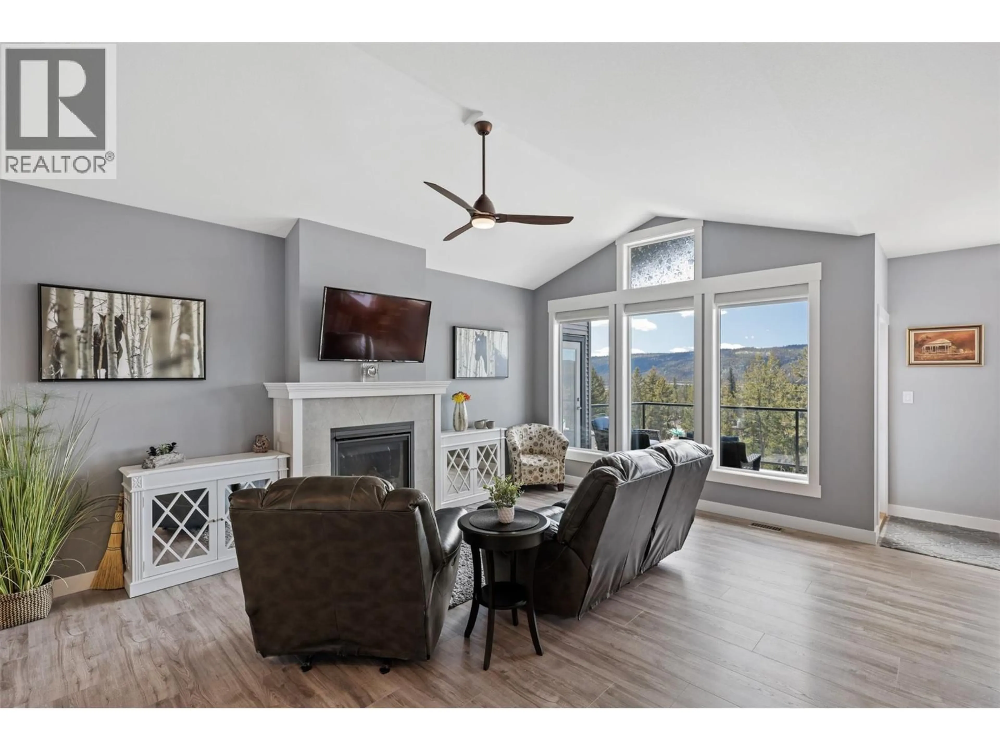 Living room with furniture, unknown for 428 DALADON DRIVE, Logan Lake British Columbia V0K1W0