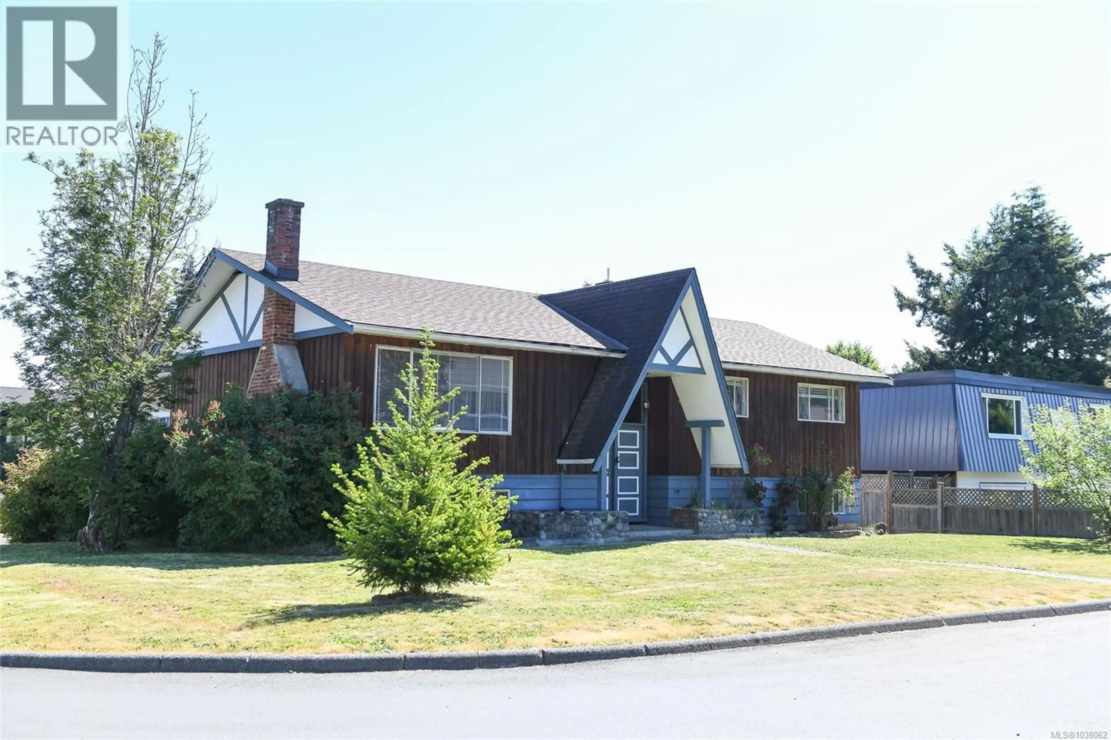 Home with brick exterior material, street for 2029 CEDAR CRESCENT, Courtenay British Columbia V9N3B8