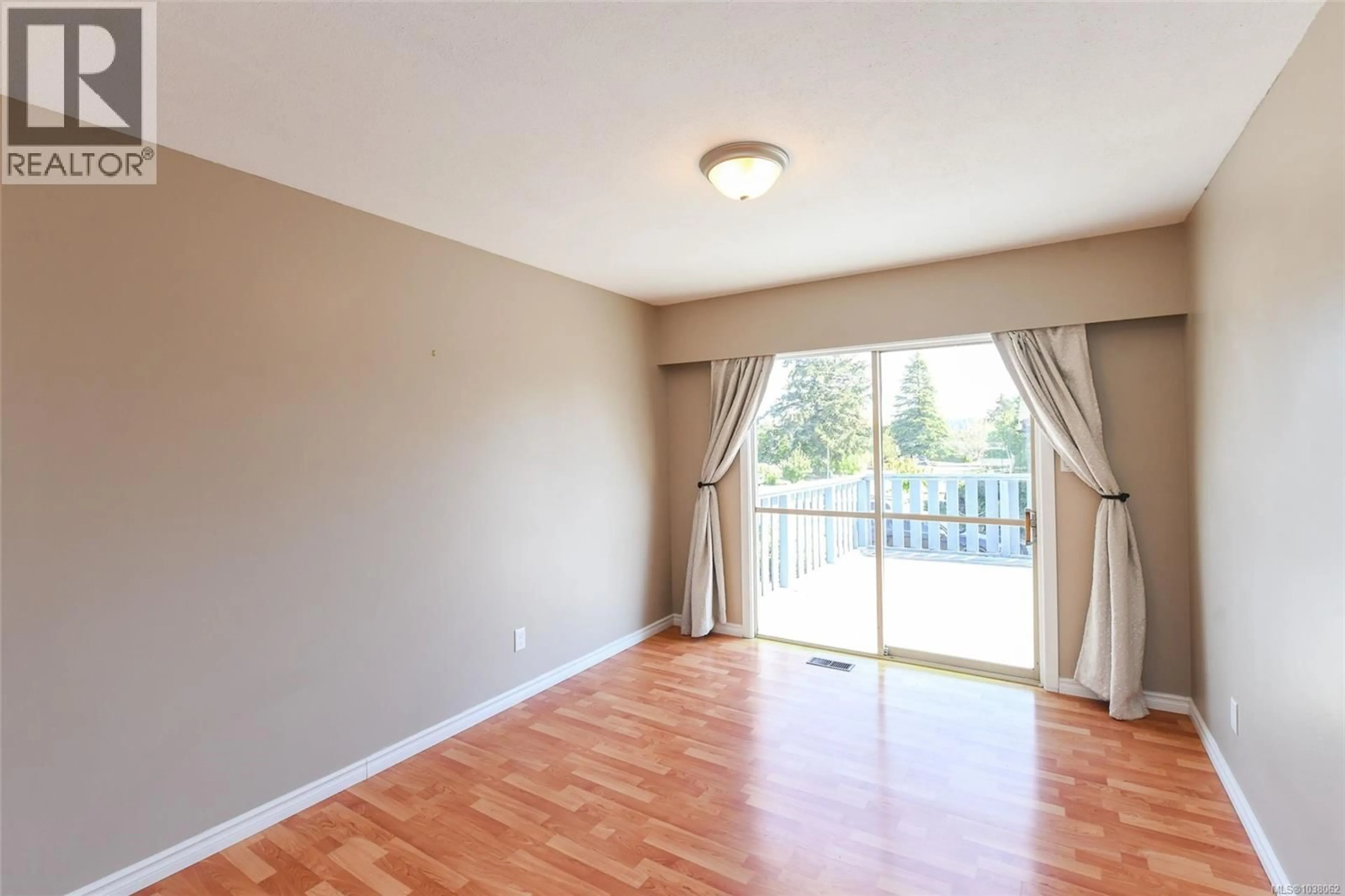 A pic of a room for 2029 CEDAR CRESCENT, Courtenay British Columbia V9N3B8