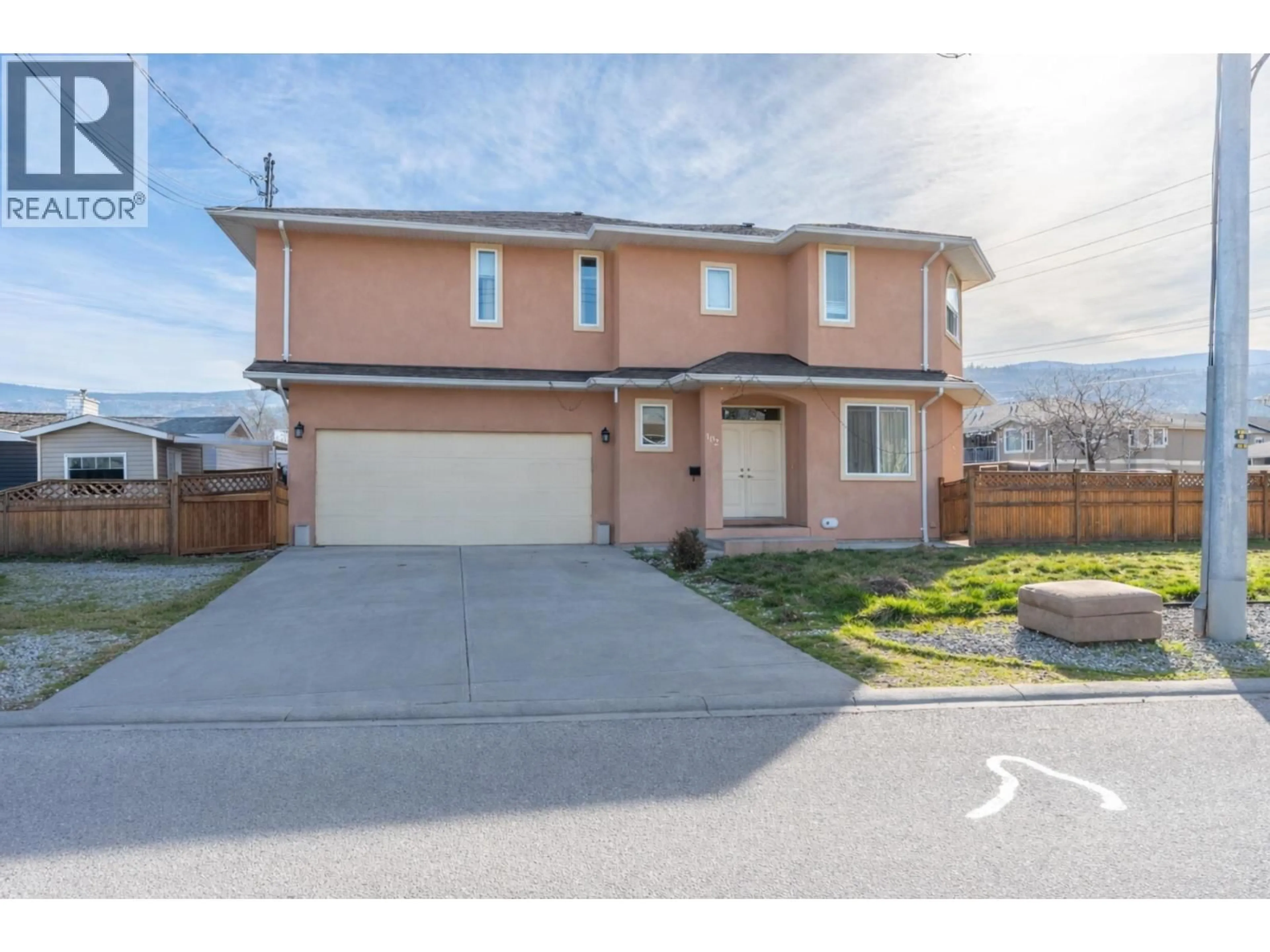 Unknown for 102 - 297 WATERFORD AVENUE, Penticton British Columbia V2A6J4