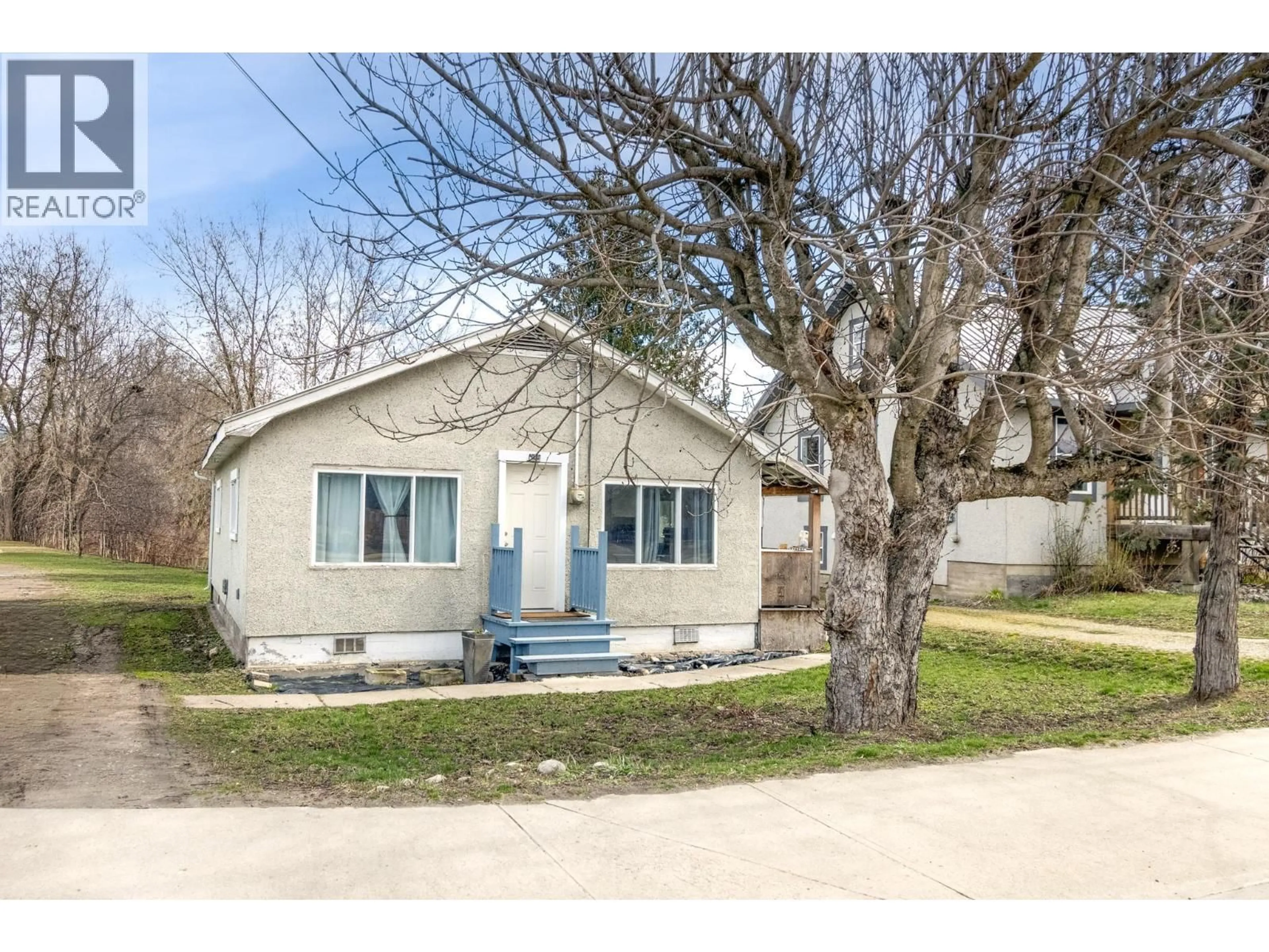 Unknown for 680 10 STREET SOUTHWEST, Salmon Arm British Columbia V1E1T1