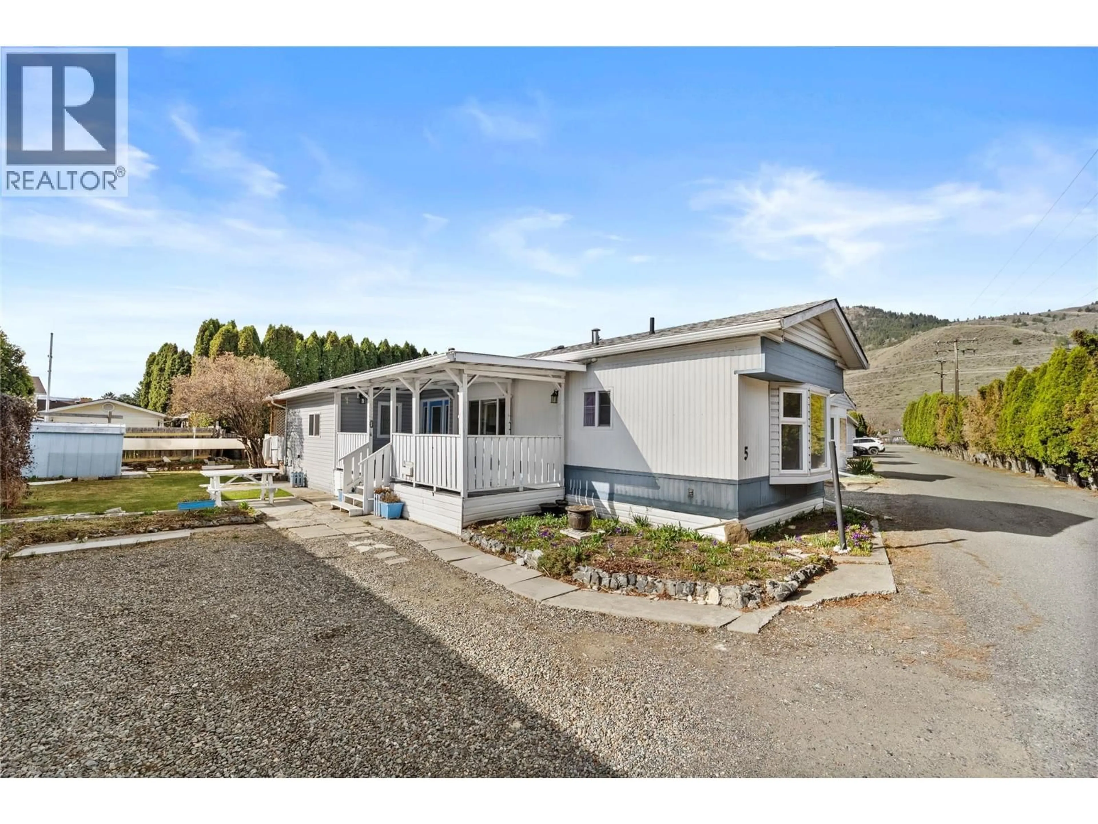 Home with vinyl exterior material, mountain view for 5 - 2805 WESTSYDE ROAD, Kamloops British Columbia V2B7E1