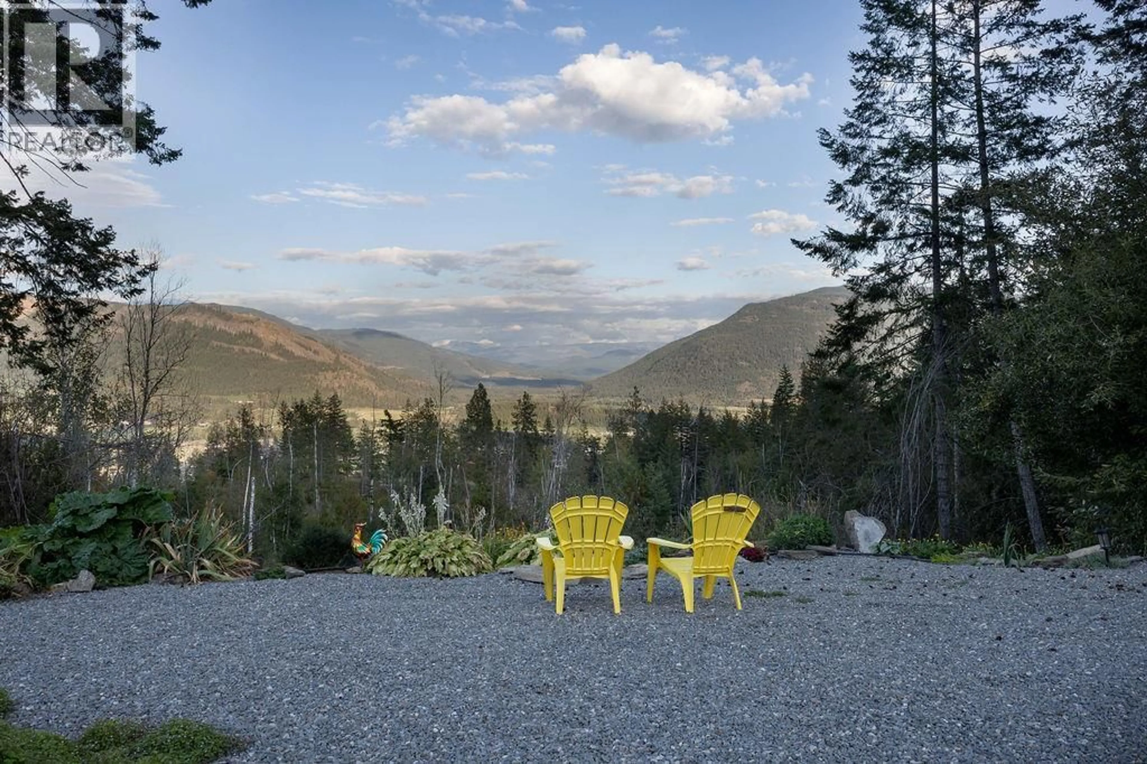 Patio, mountain view for 353 GUNTER-ELLISON ROAD, Enderby British Columbia V4Y4G2