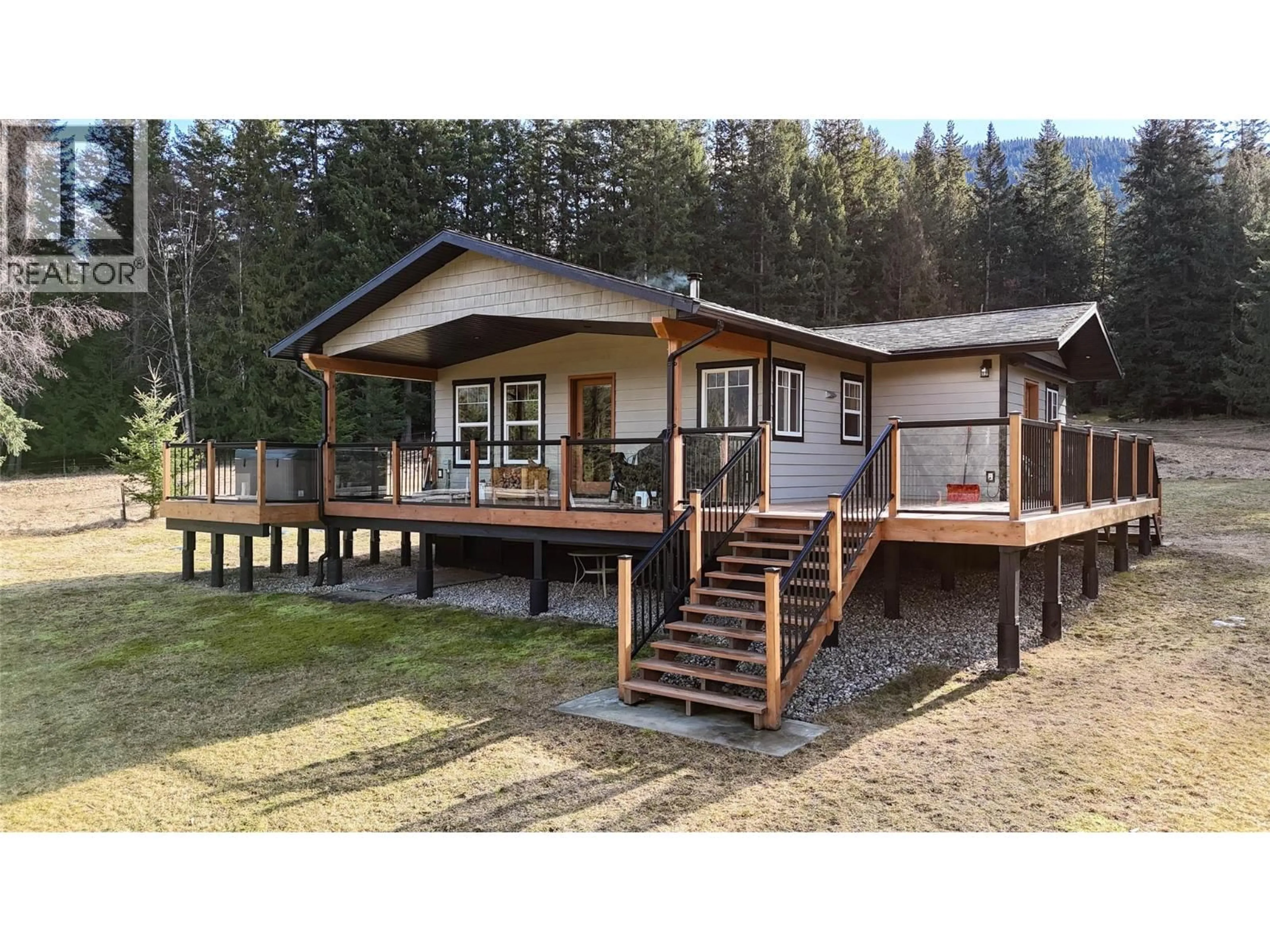 A pic from outside/outdoor area/front of a property/back of a property/a pic from drone, unknown for 784 LEWIS ROAD, Harrop British Columbia V1L6P7
