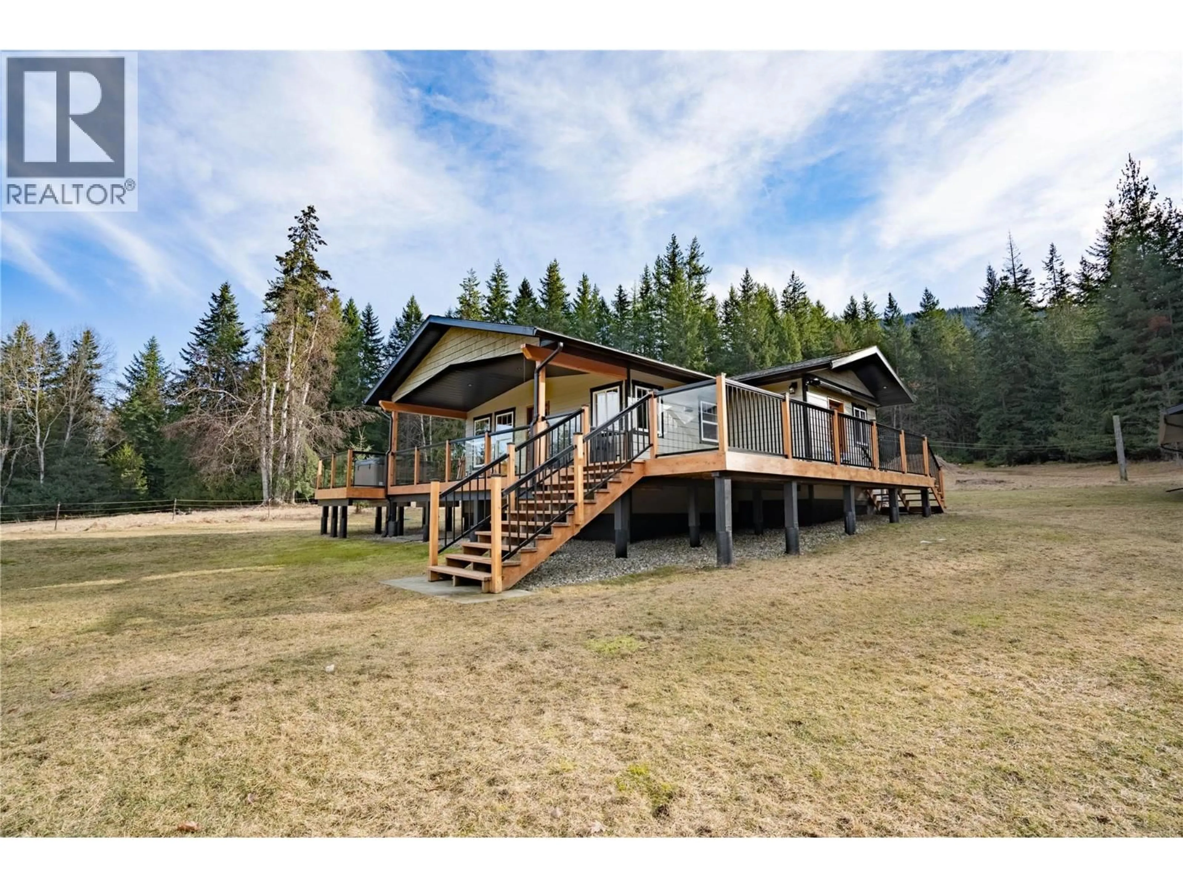 A pic from outside/outdoor area/front of a property/back of a property/a pic from drone, water/lake/river/ocean view for 784 LEWIS ROAD, Harrop British Columbia V1L6P7