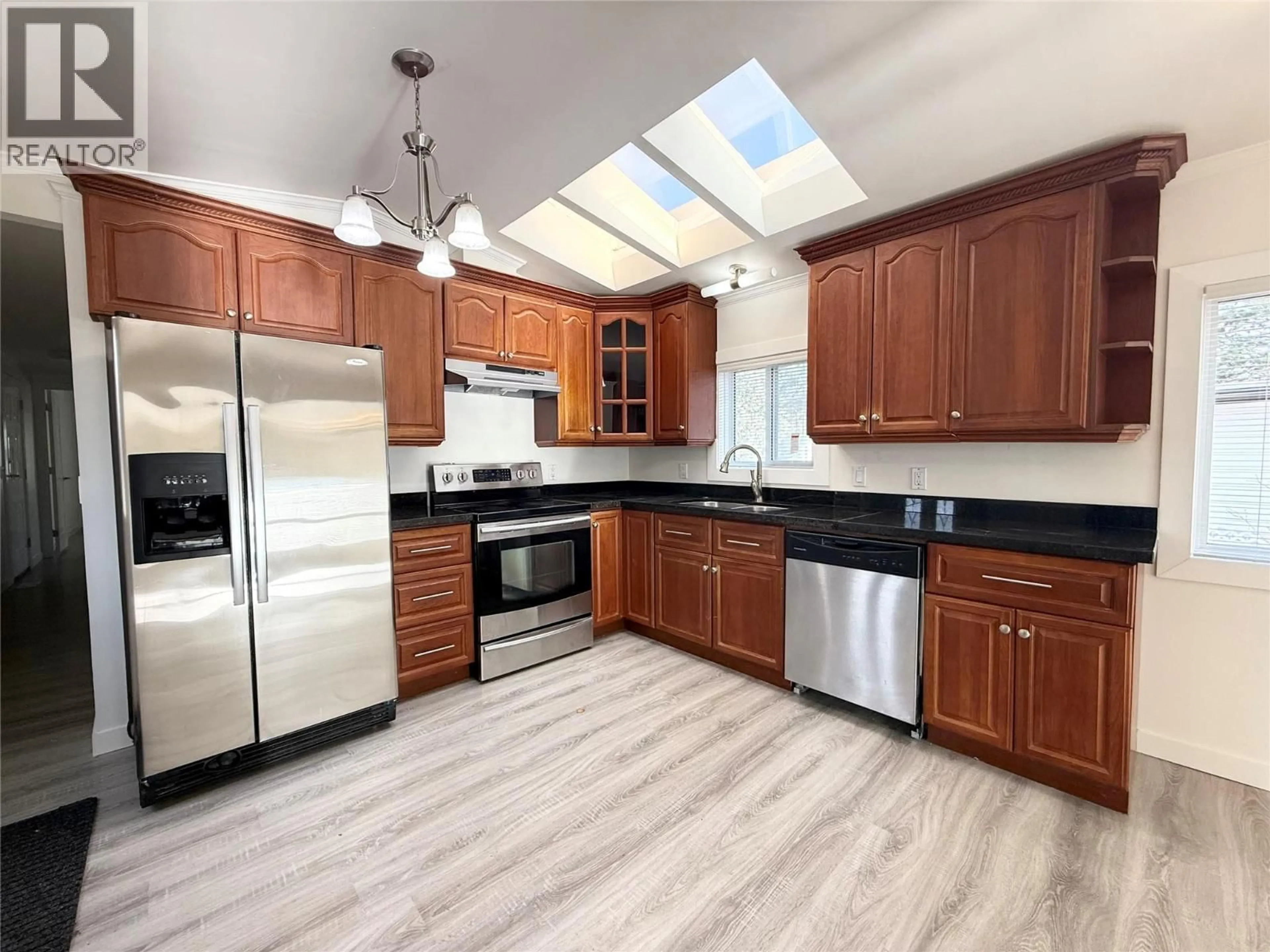 Unknown for 12 - 2776 CLAPPERTON AVENUE, Merritt British Columbia V1K1G5