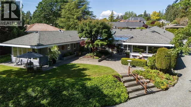 2221 TARN PLACE, Duncan 5