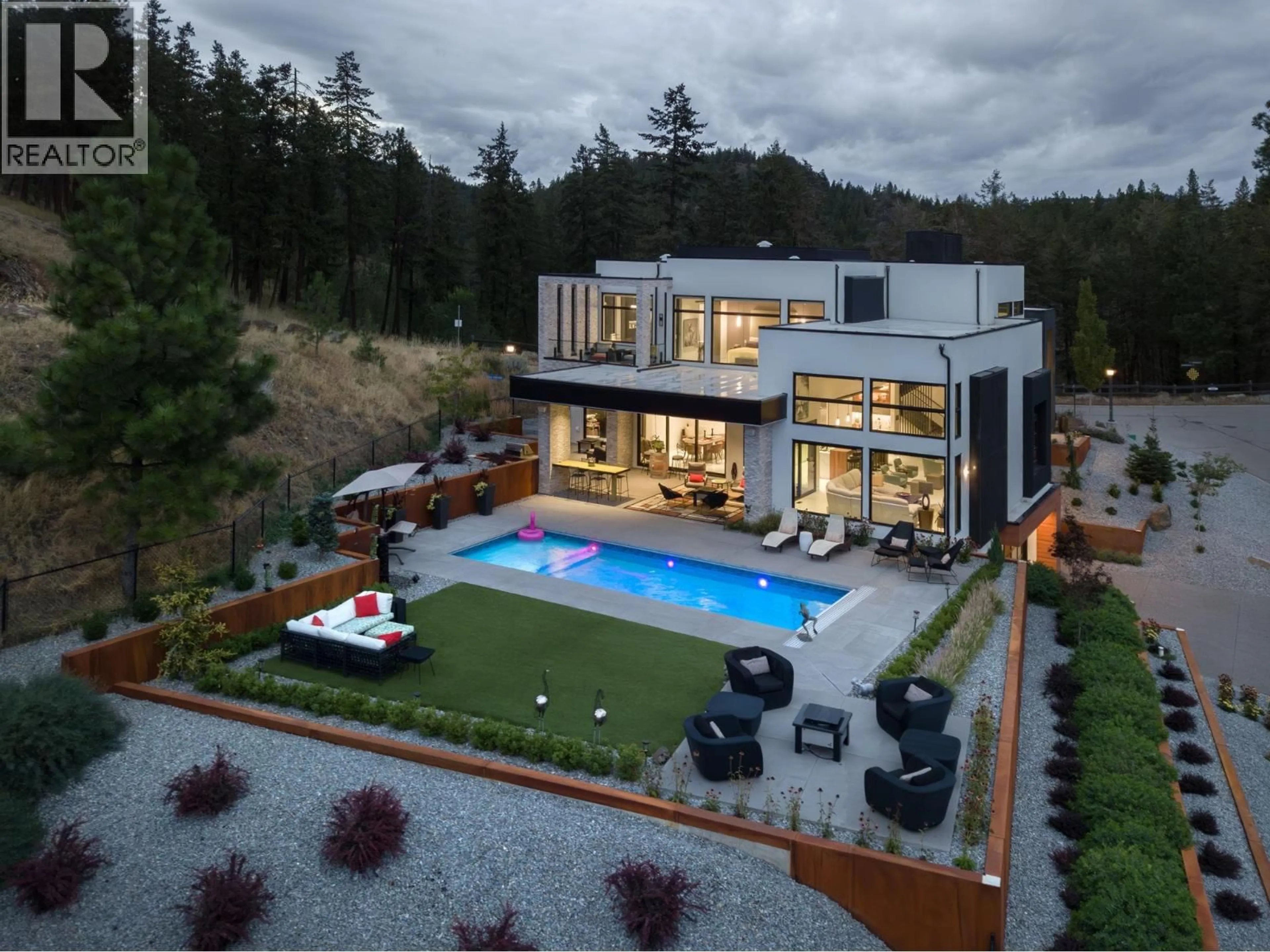 Unknown for 722 HIGHPOINTE PLACE, Kelowna British Columbia V1V2Y3