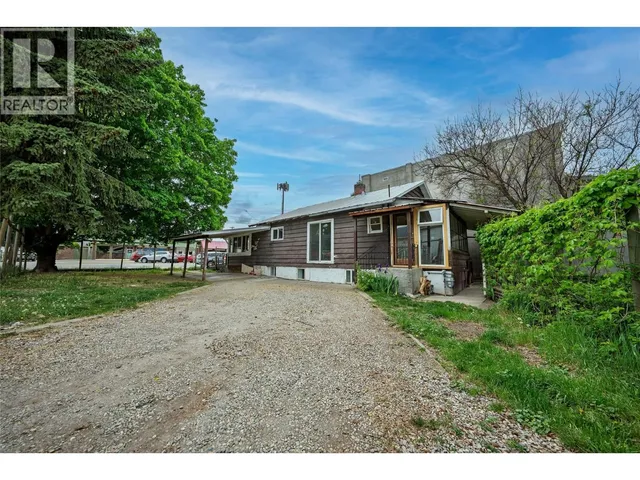 7440 3RD STREET, Grand Forks 3