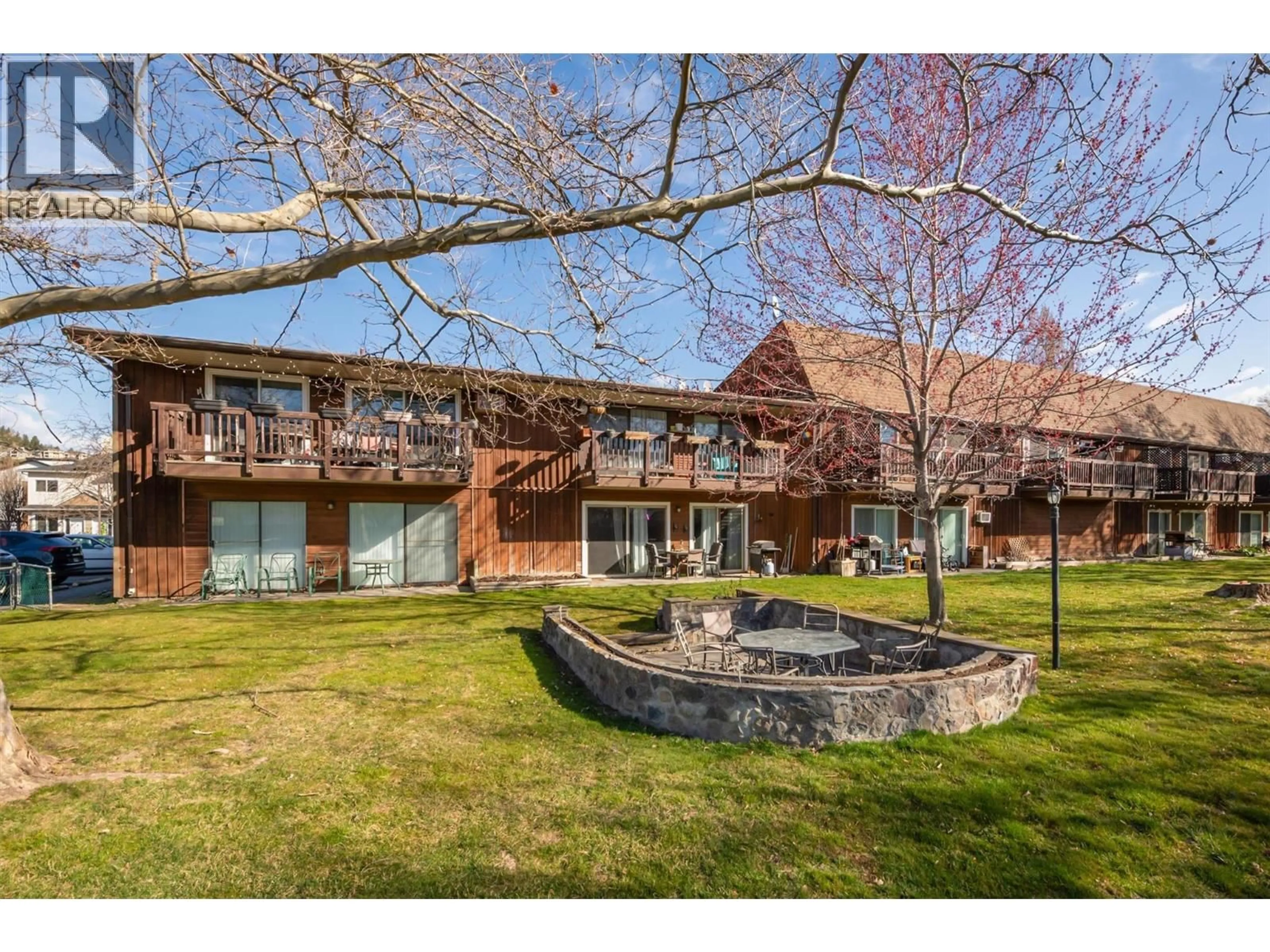 Unknown for 102 - 215 MILLS ROAD, Kelowna British Columbia V1X4G6