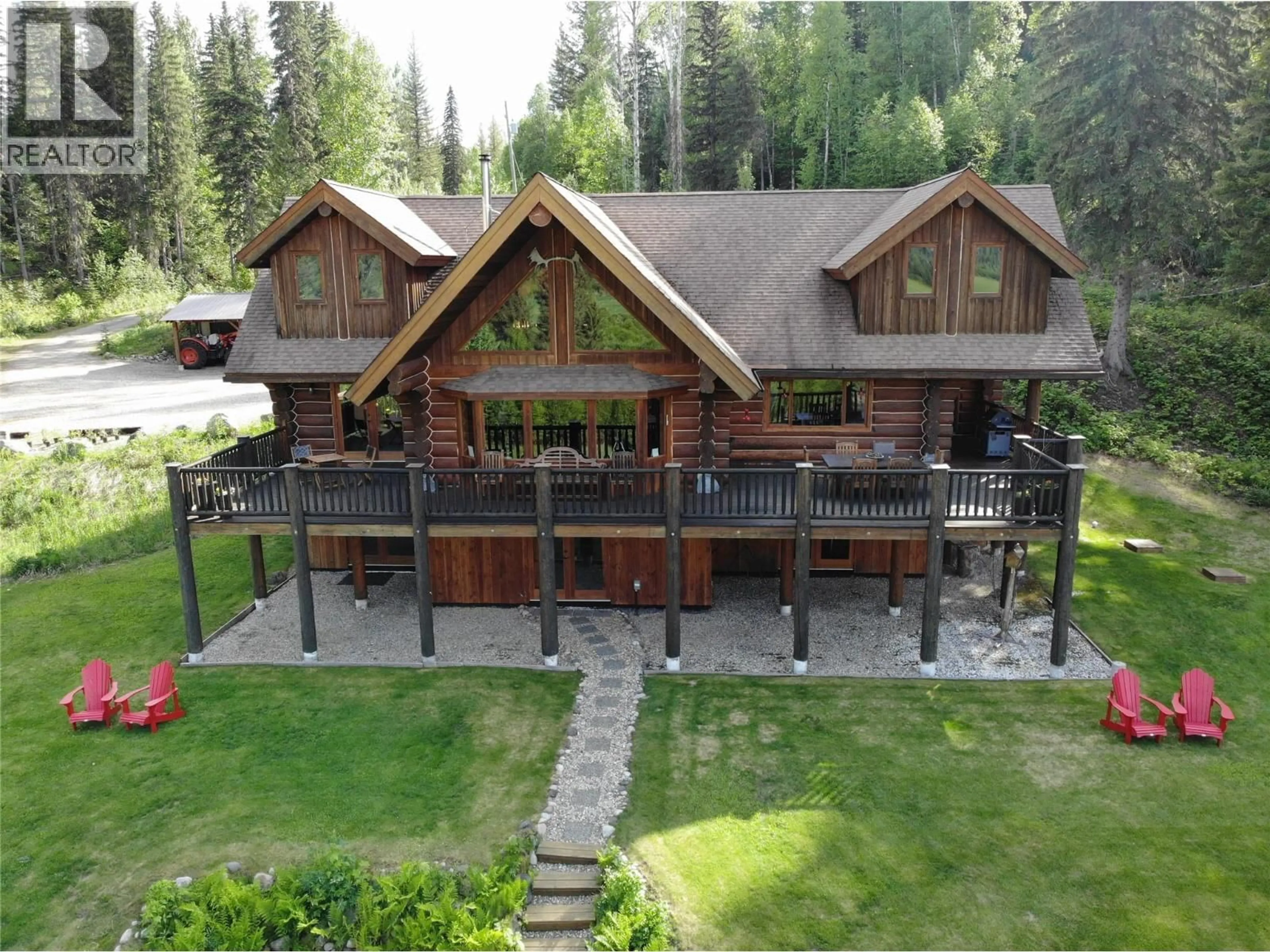 A pic from outside/outdoor area/front of a property/back of a property/a pic from drone, mountain view for 6584 CORRAL ROAD, Clearwater British Columbia V0E1N1