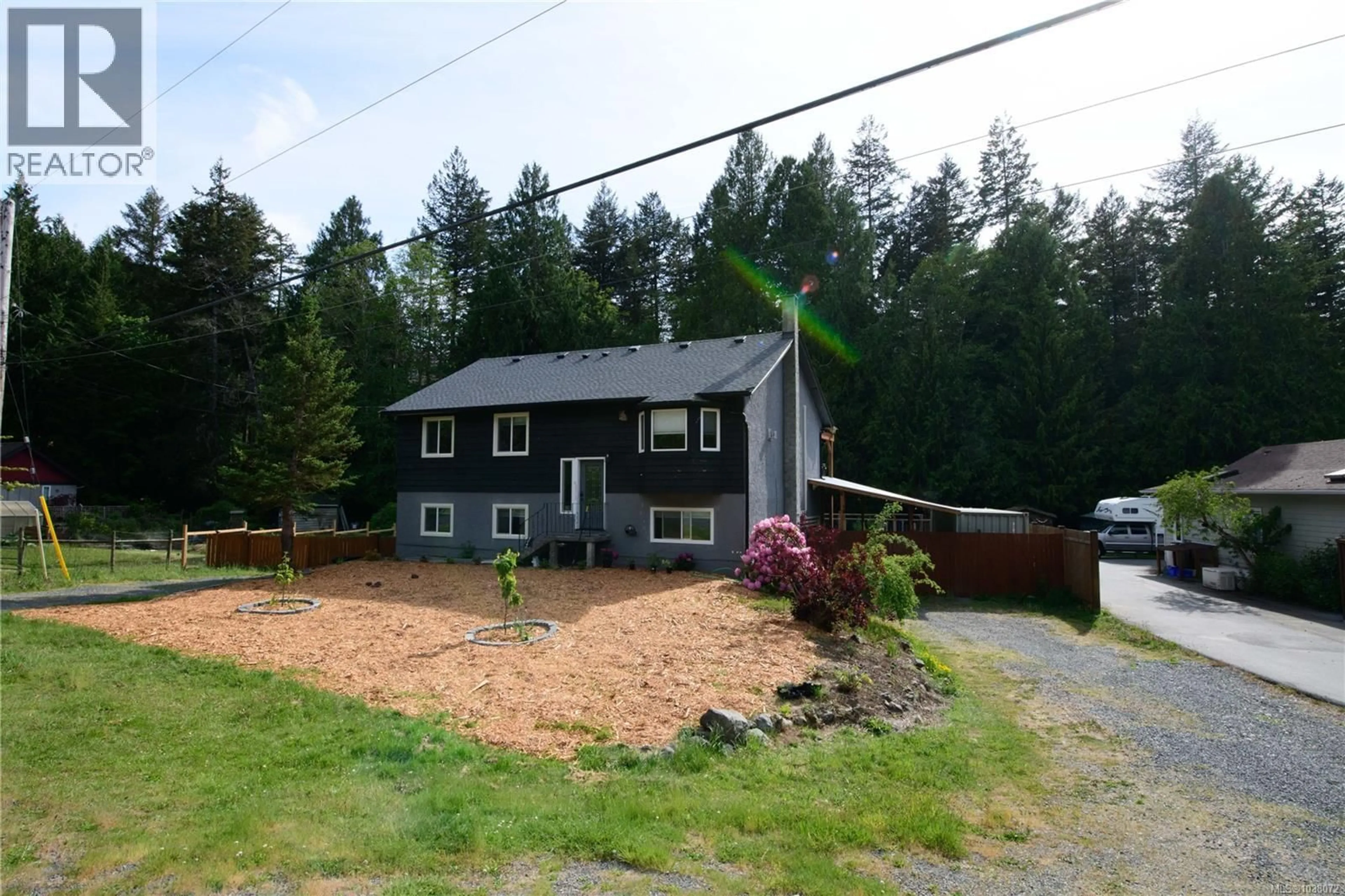 A pic from outside/outdoor area/front of a property/back of a property/a pic from drone, unknown for 1844 CONNIE ROAD, Sooke British Columbia V9Z1C8