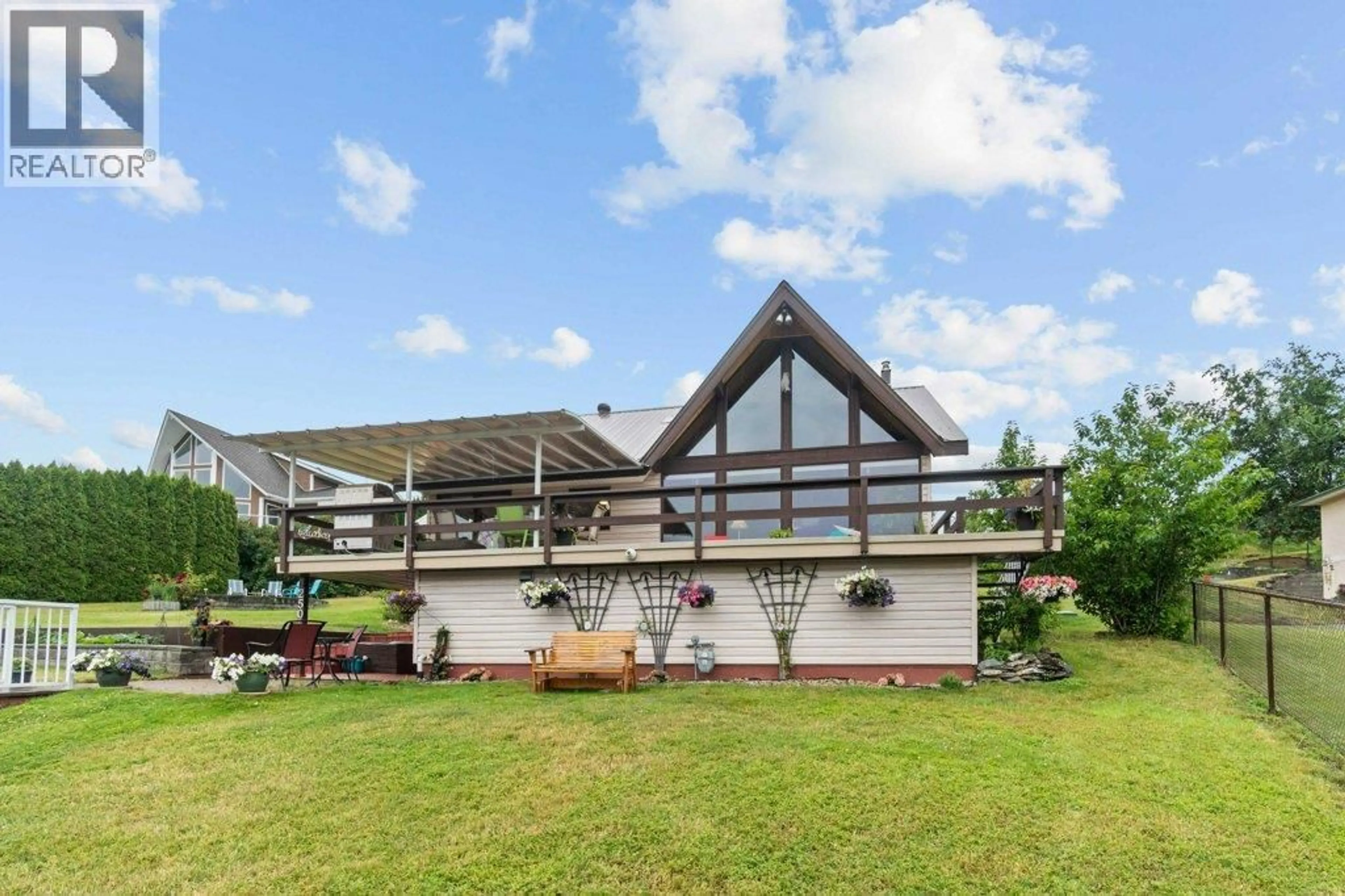 Patio, mountain view for 2504 BLIND BAY ROAD, Blind Bay British Columbia V0E1H1