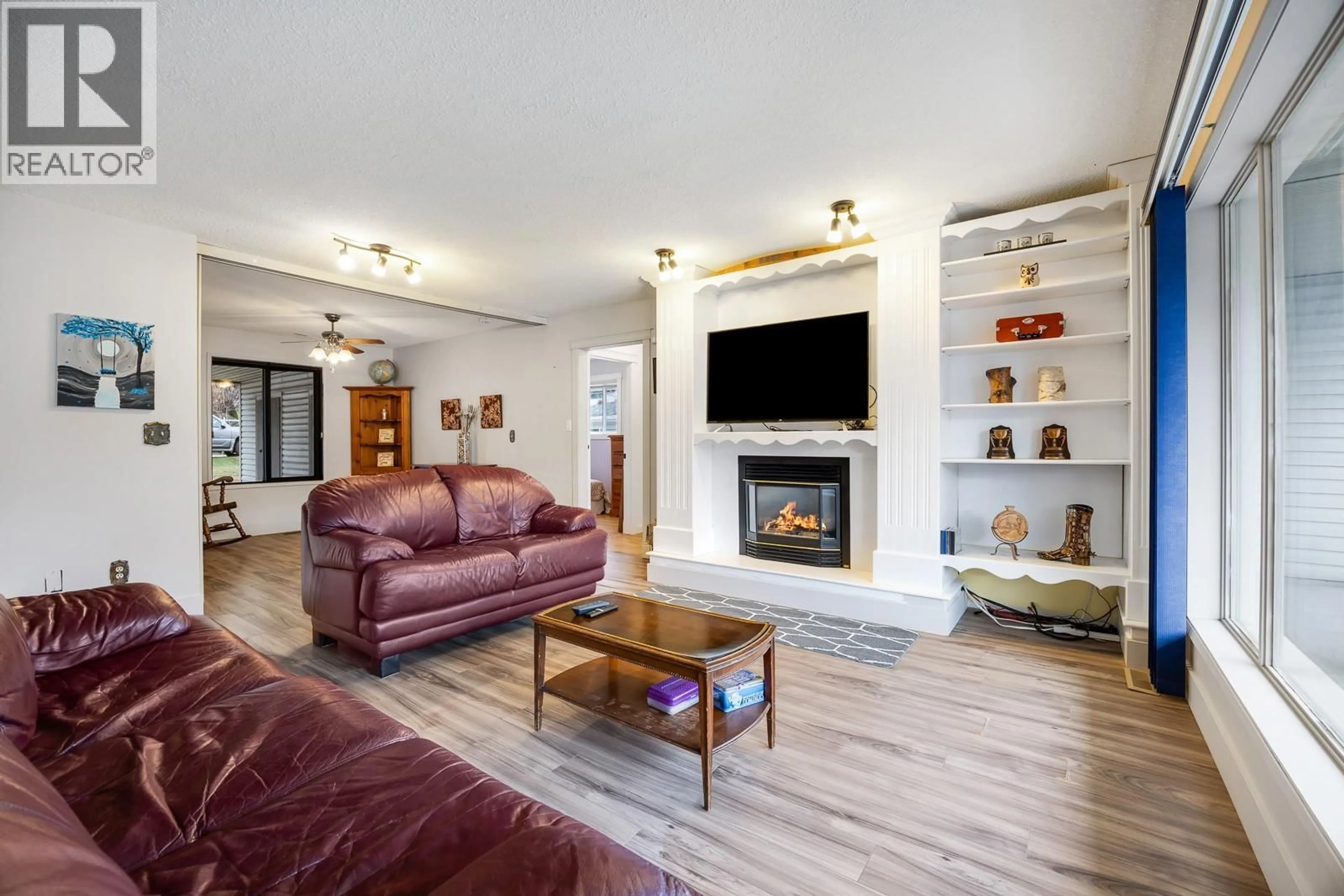 Living room with furniture, unknown for 15085 SHELDON ROAD, Lake Country British Columbia V4V2G6