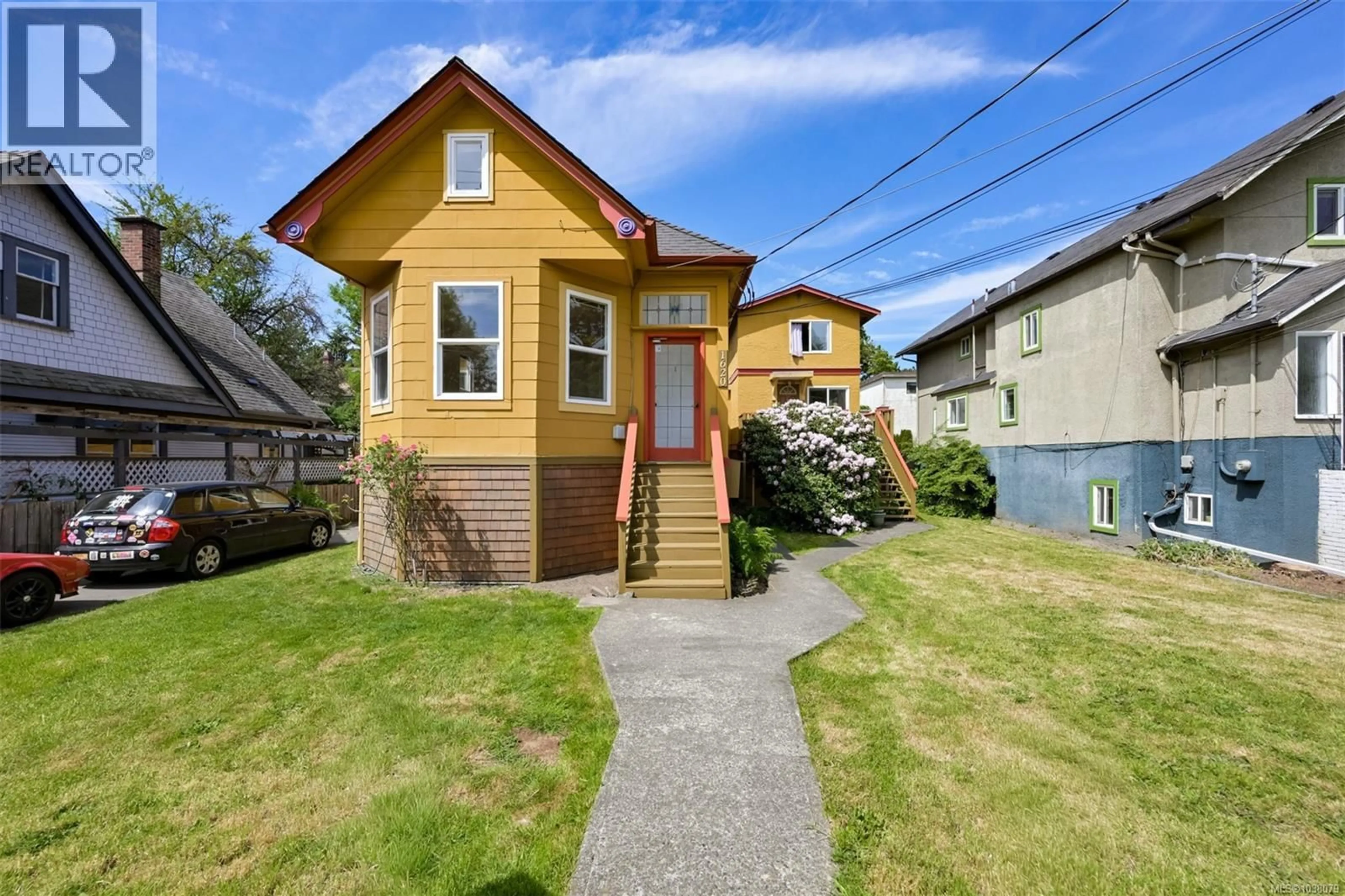 Unknown for 1620 CAMOSUN STREET, Victoria British Columbia V8T3E6
