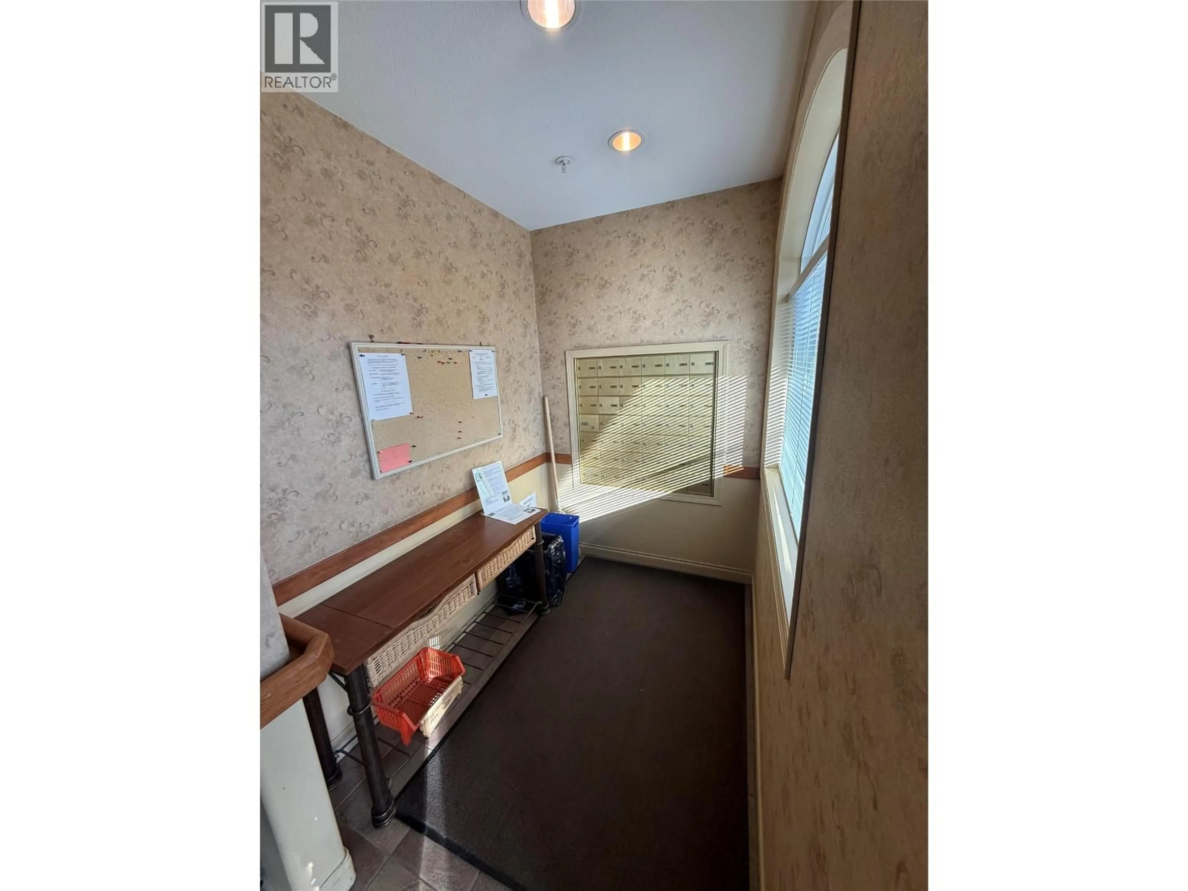 Unknown for 204 - 120 VERNON AVENUE, Kamloops British Columbia V2B1L6