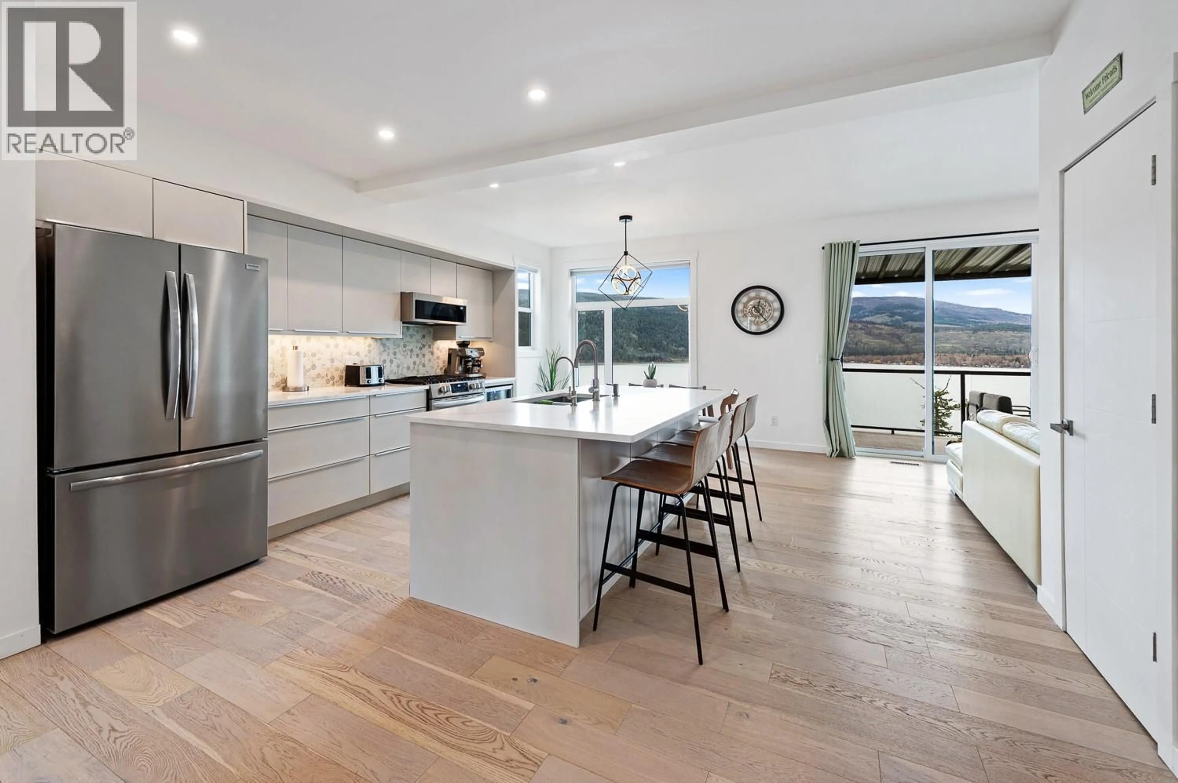 Open concept kitchen, unknown for 12 - 40 KESTREL PLACE, Vernon British Columbia V1H1S6