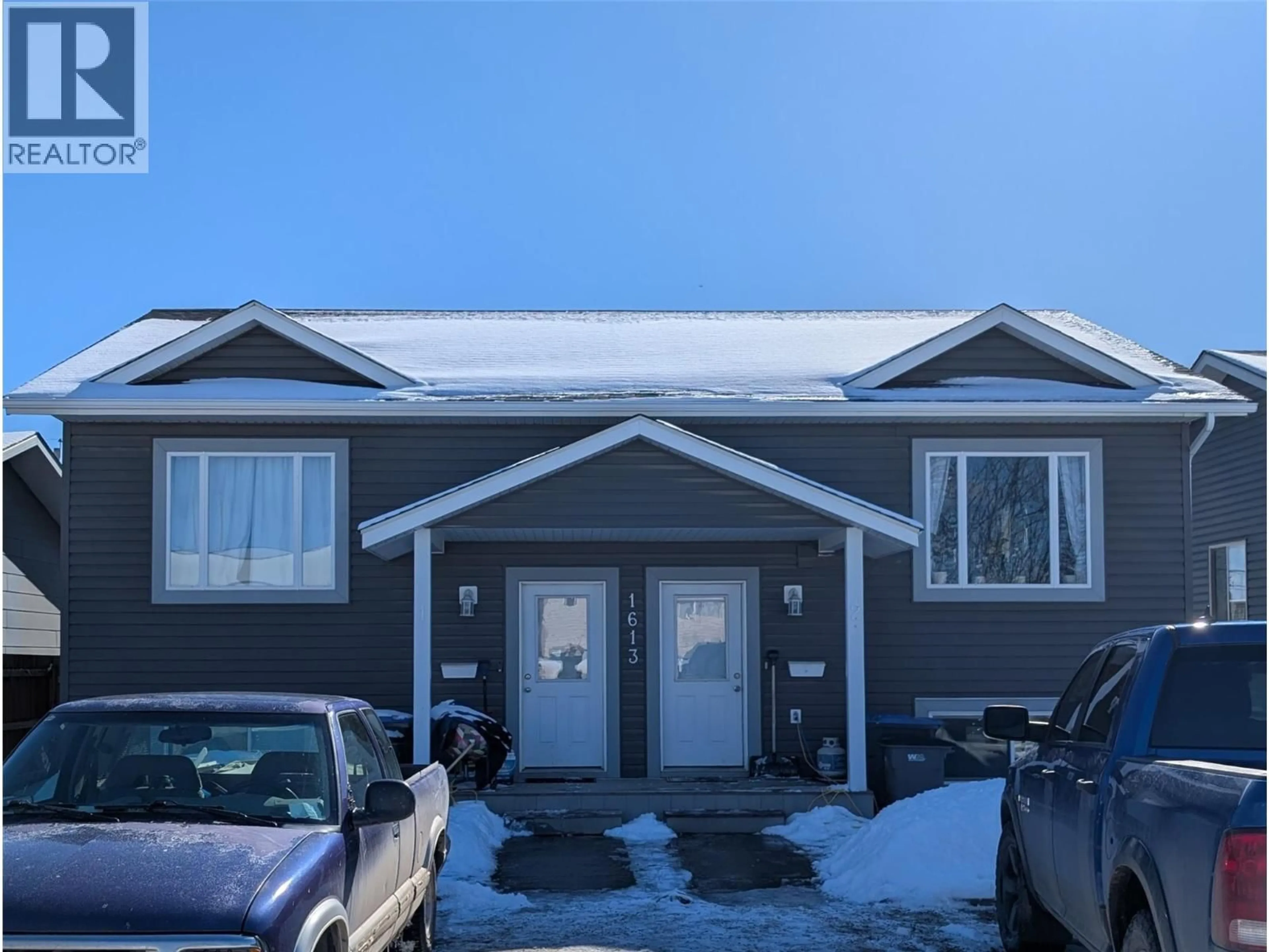 Home with vinyl exterior material, unknown for 1613 100 AVENUE, Dawson Creek British Columbia V1G1X3