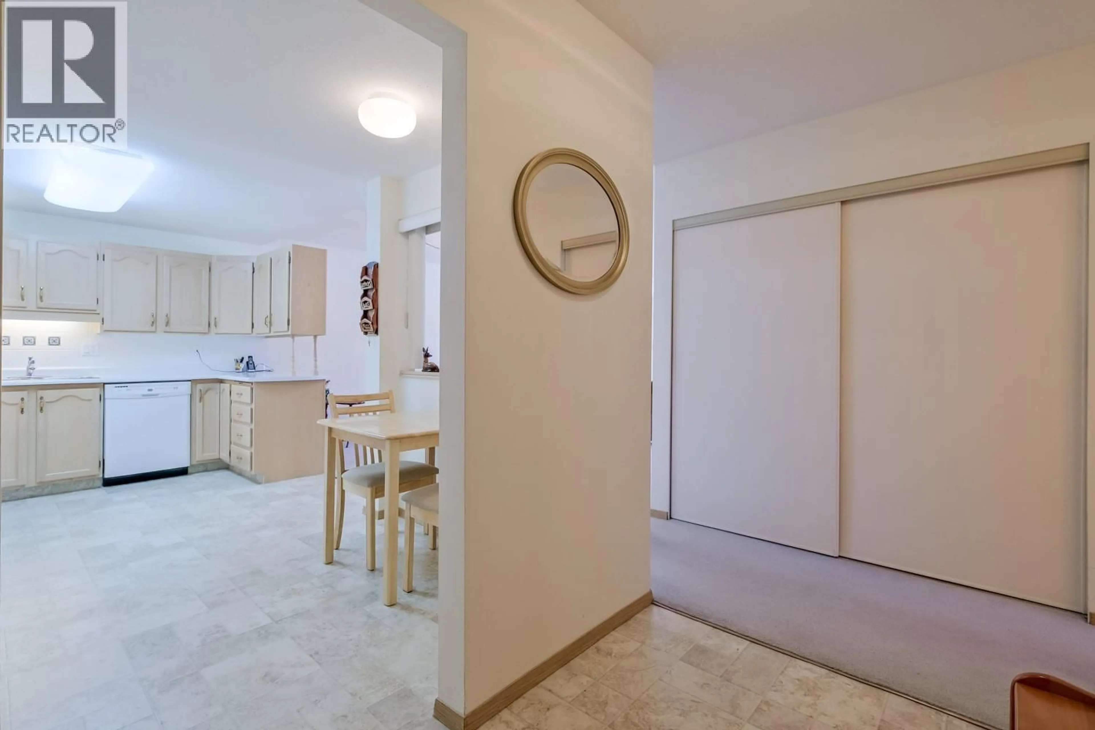 Unknown for 209 - 195 WARREN AVENUE, Penticton British Columbia V2A3N1