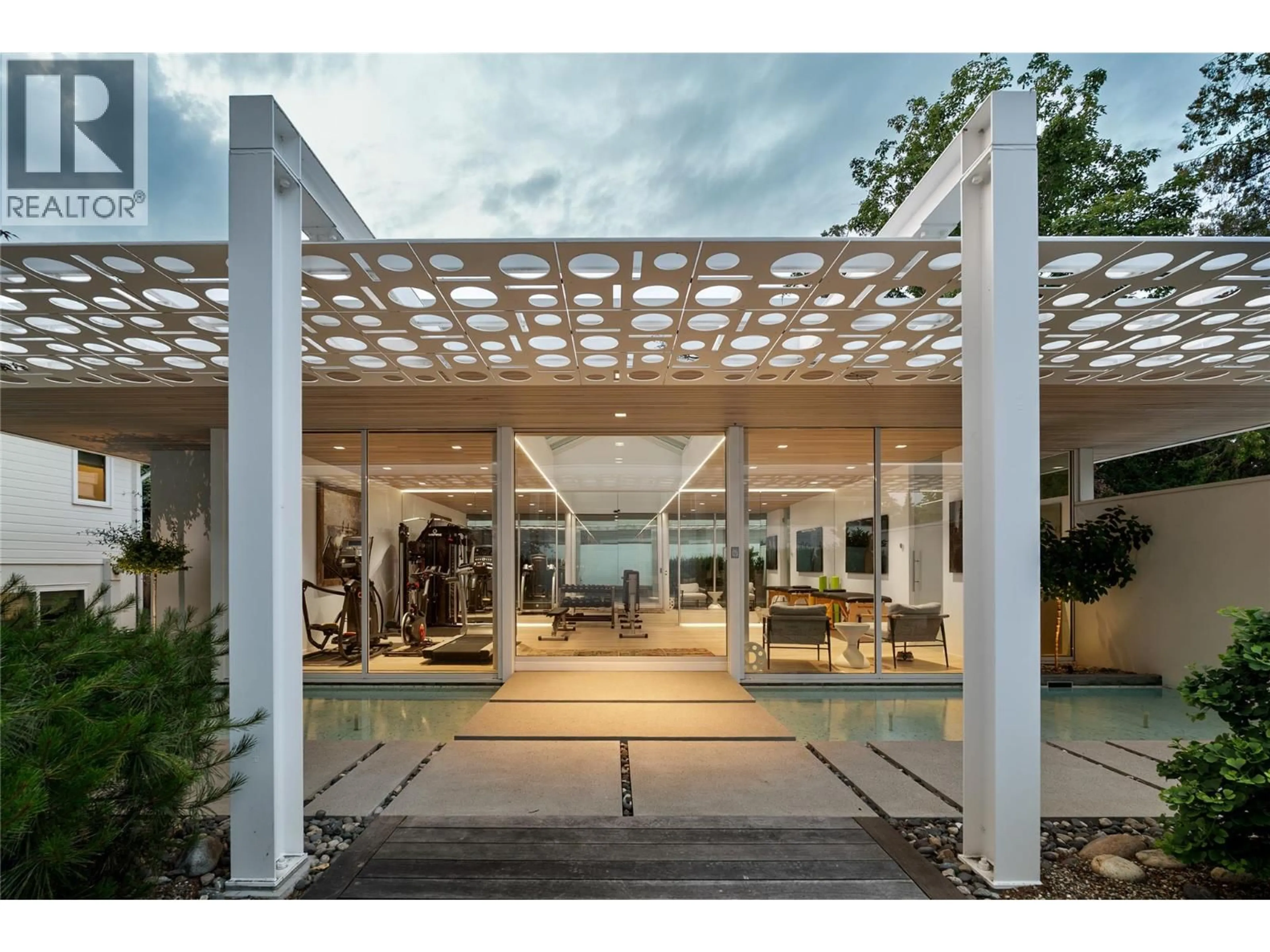 Unknown for 4110 LAKESHORE ROAD, Kelowna British Columbia V1W1V6