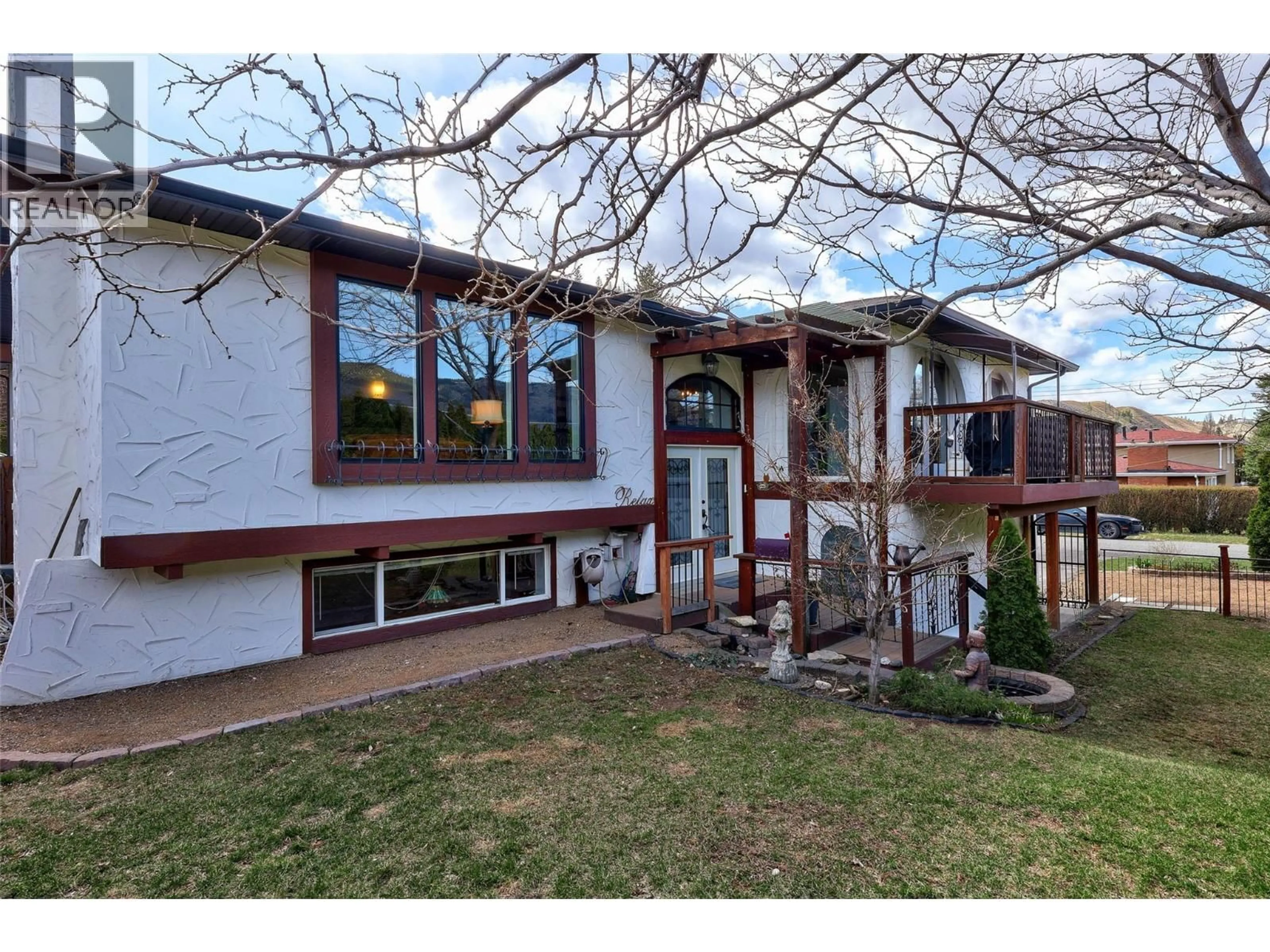 Unknown for 381 MARY PLACE, Kamloops British Columbia V2C4Y5